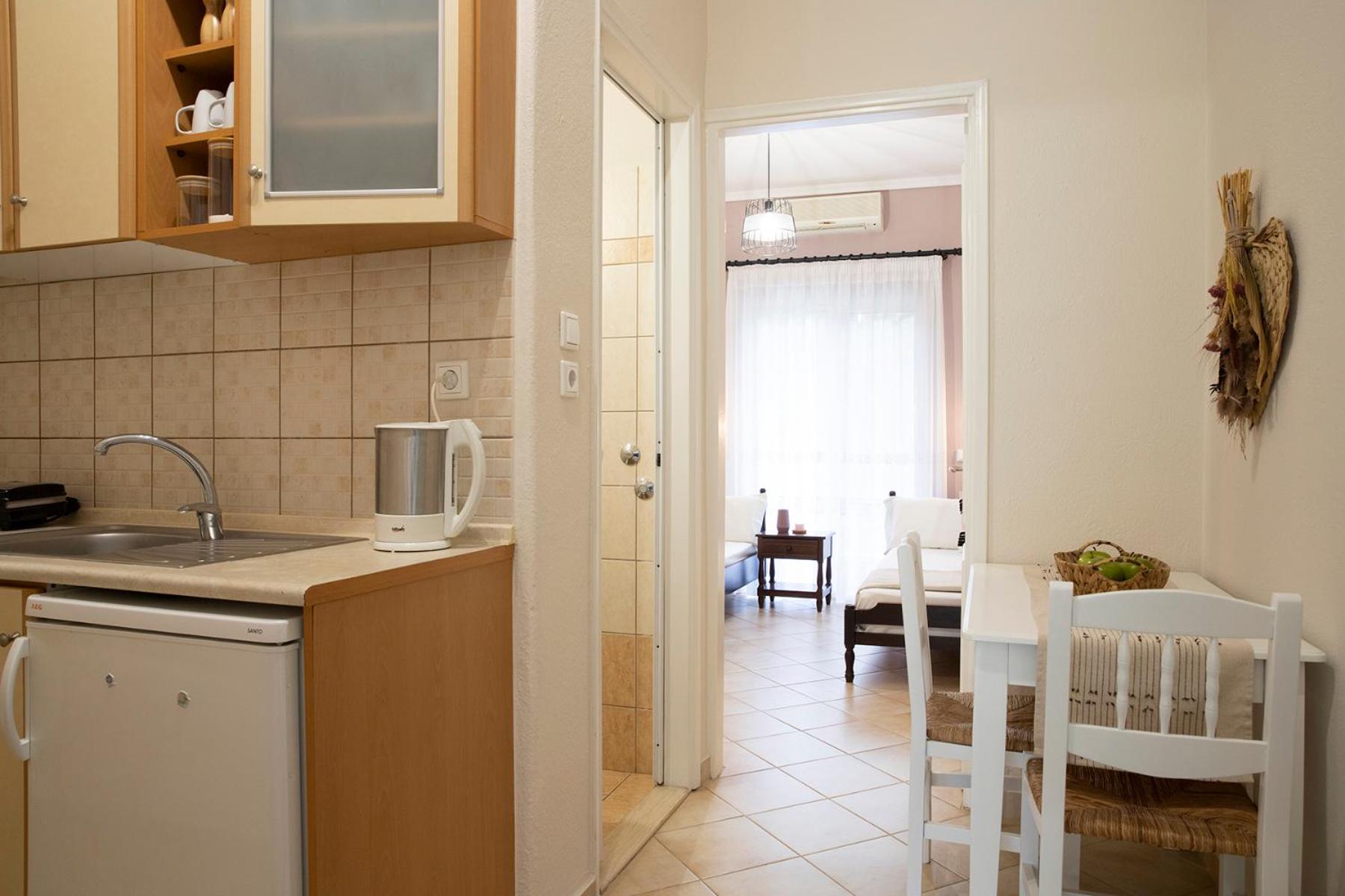 One-Bedroom Apartment with Balcony photo 3