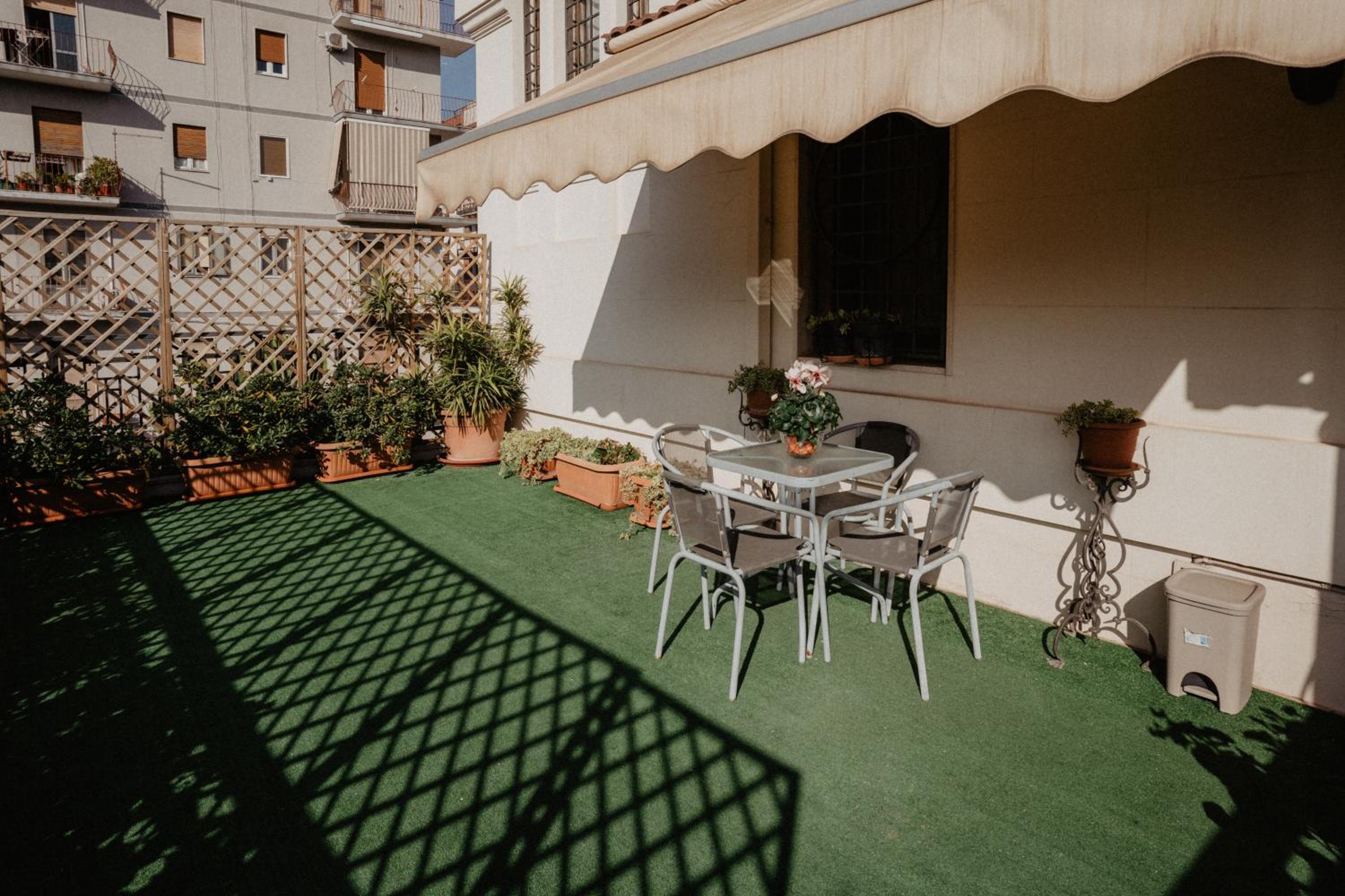 Suite with Terrace - Photo 2