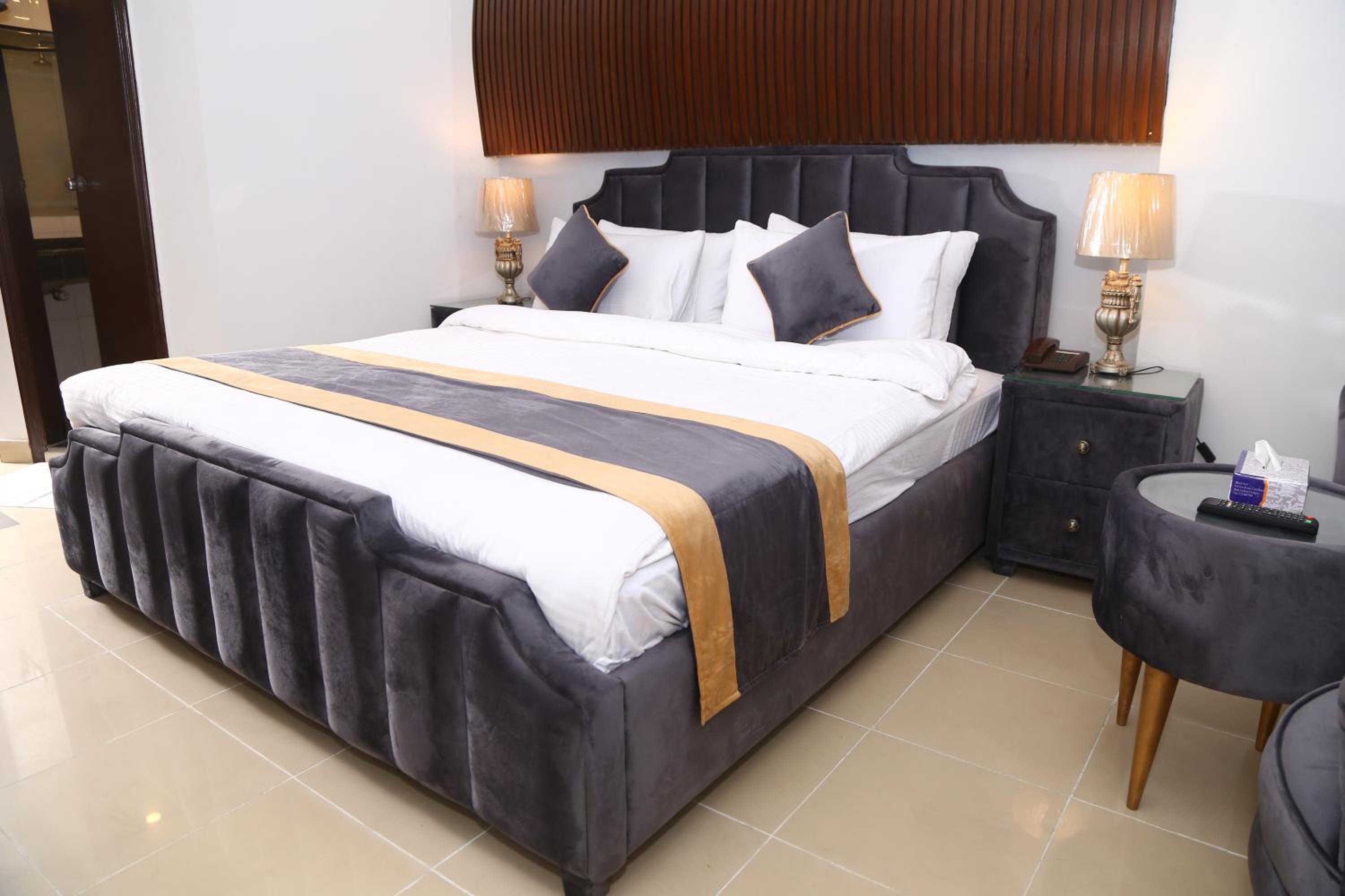 Deluxe Double Room photo 2