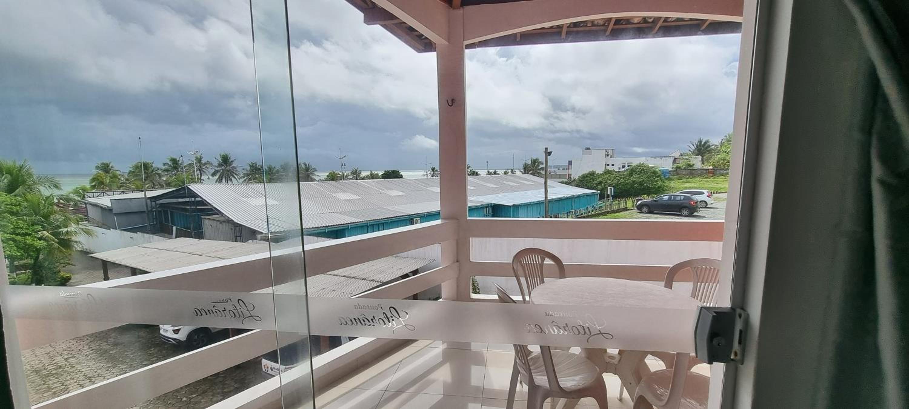 Deluxe Double Room with Balcony photo 3
