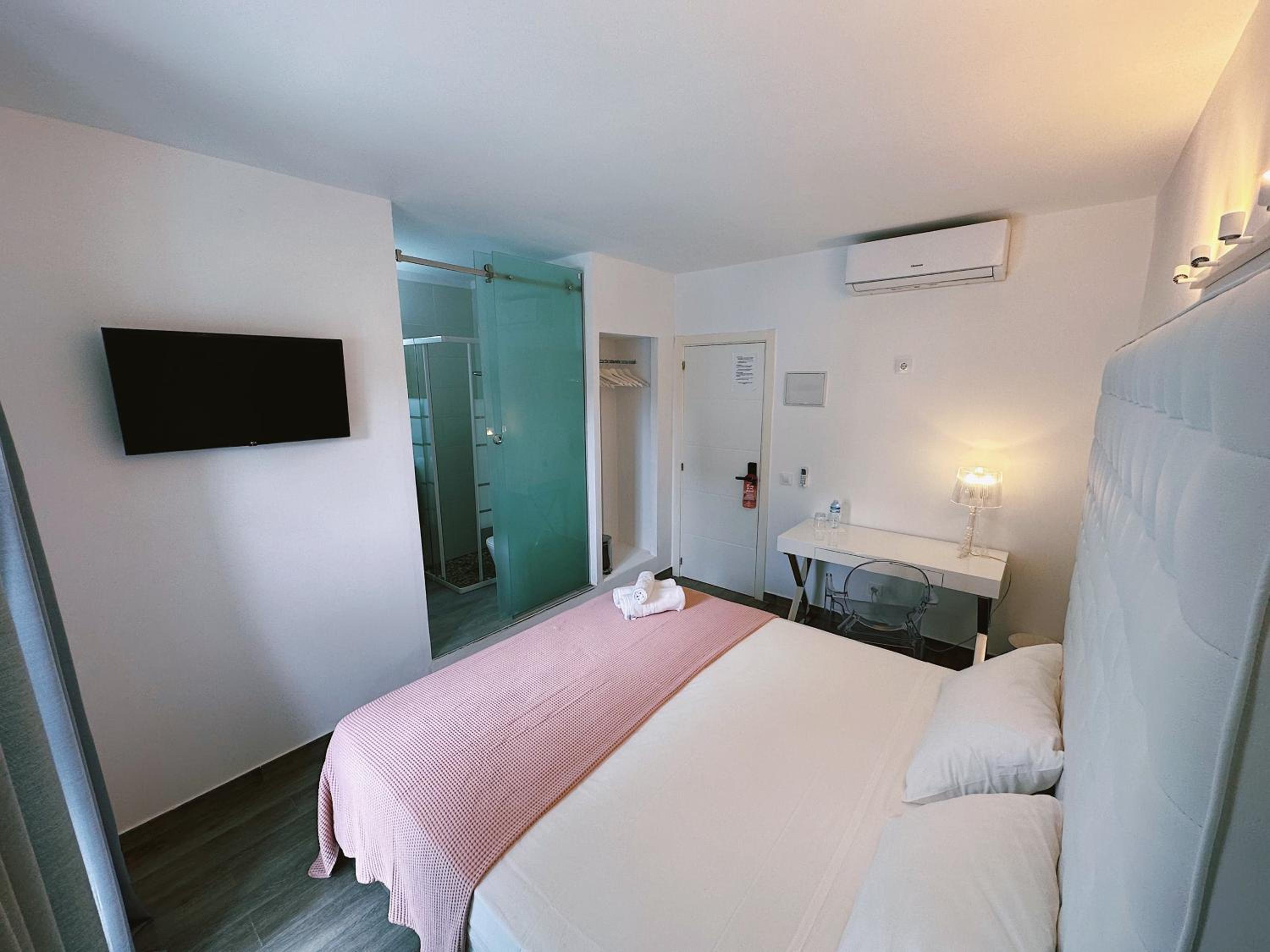 Double Room with Balcony photo 1