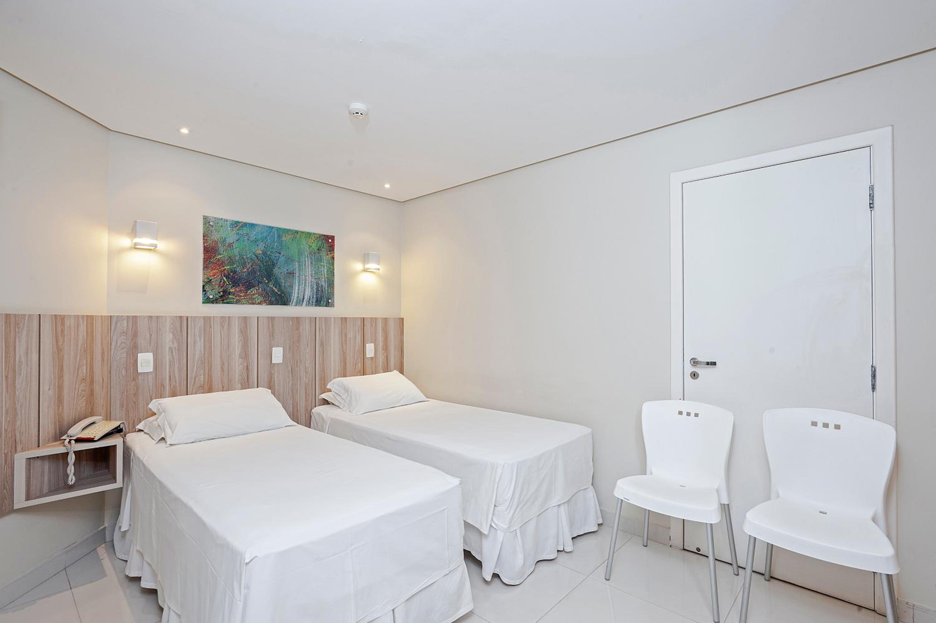 Standard Double Room photo 3