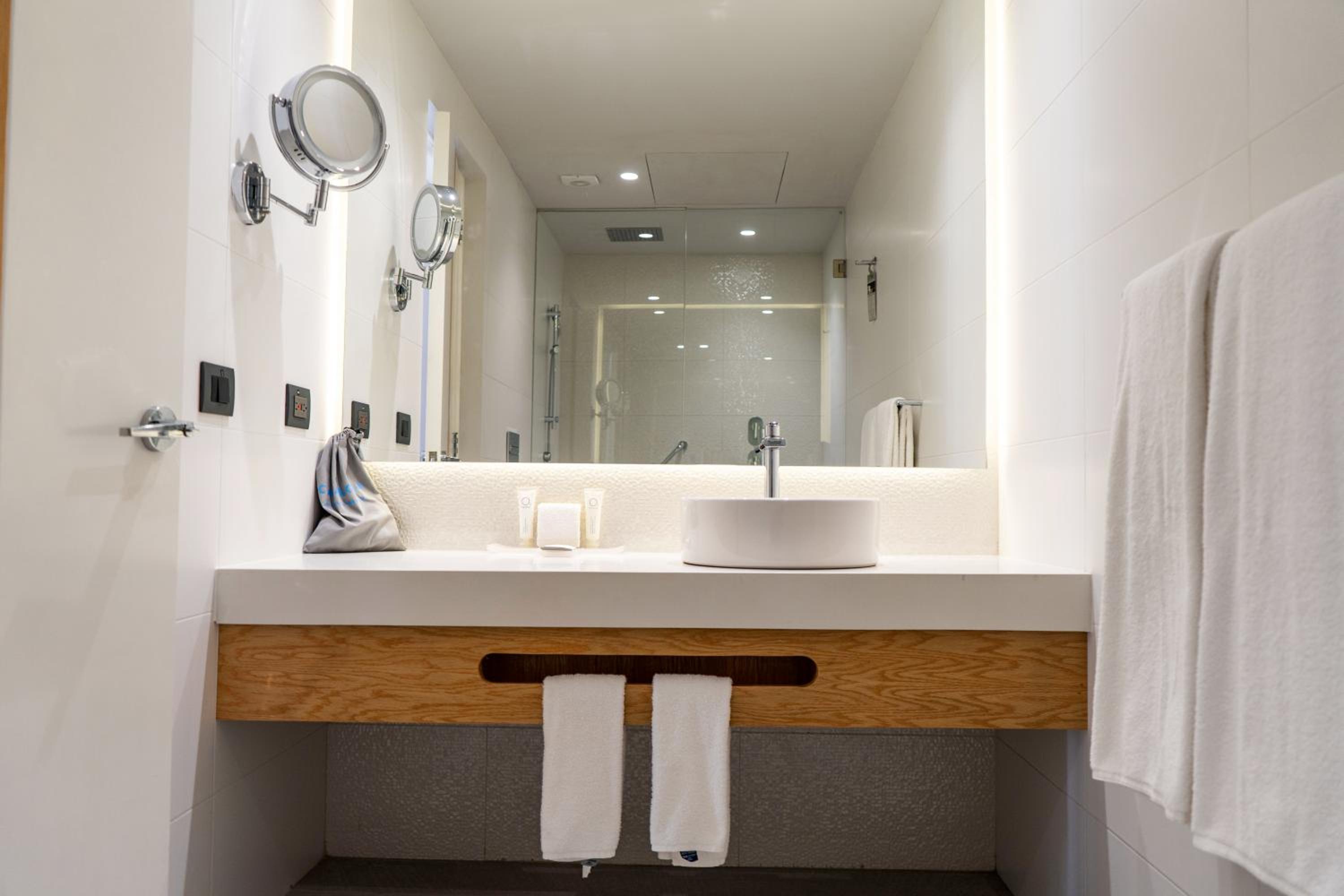 Privileged Premium Deluxe Room photo 2