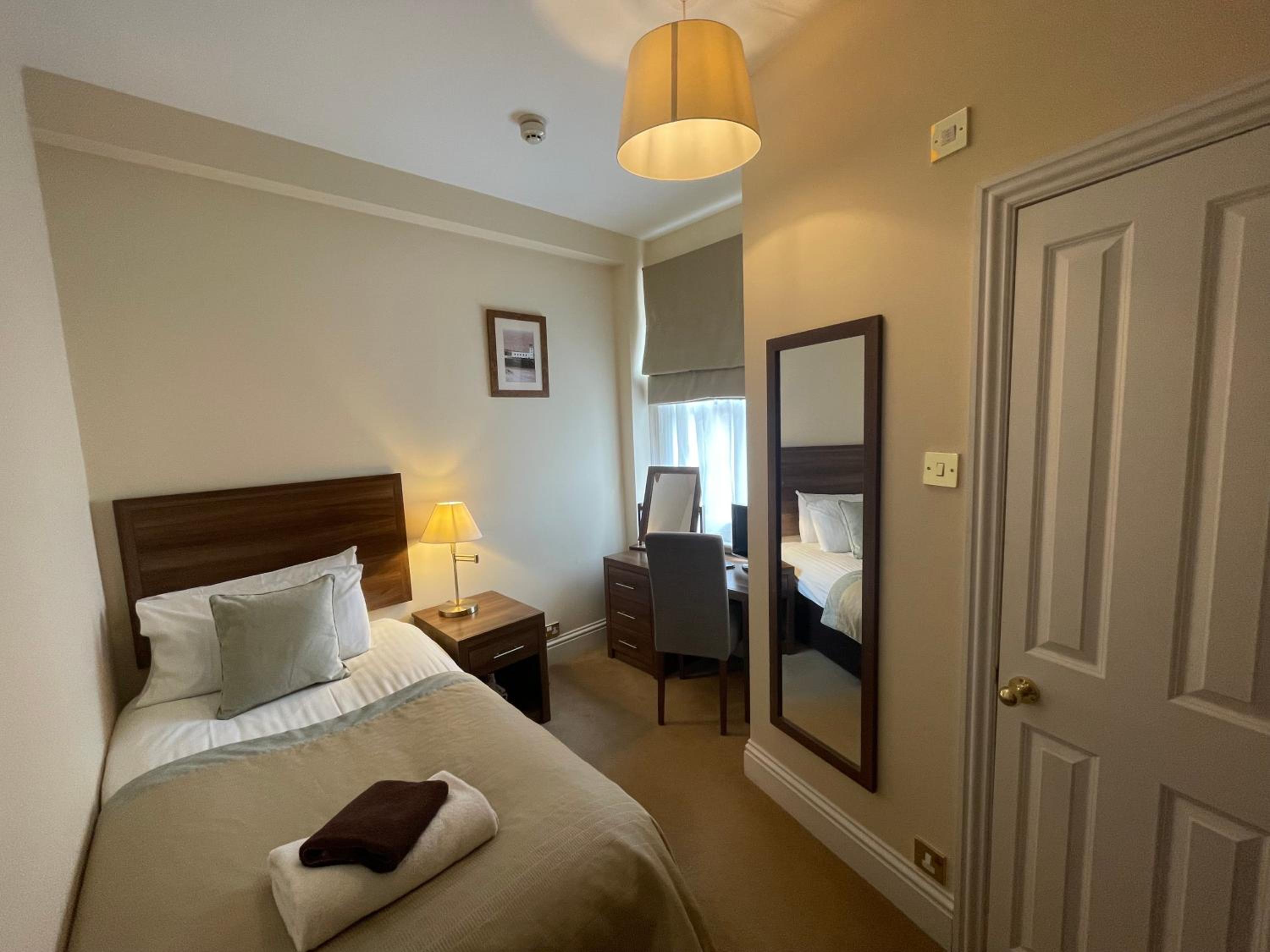 Inland Single Room photo 2