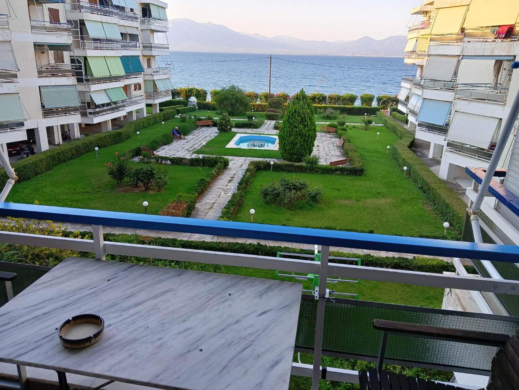 Apartment With Sea View photo 2