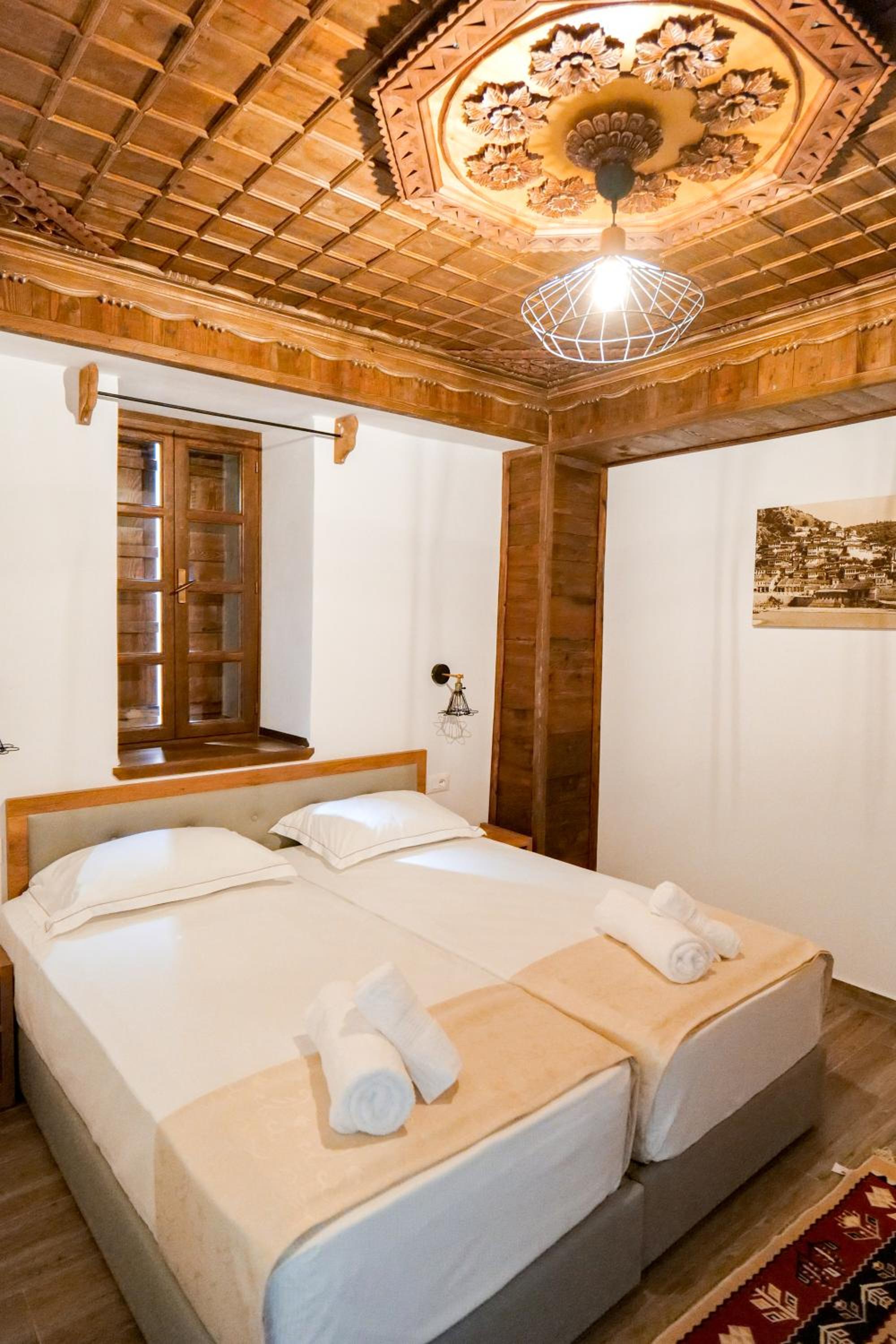 Deluxe Double or Twin Room photo 2