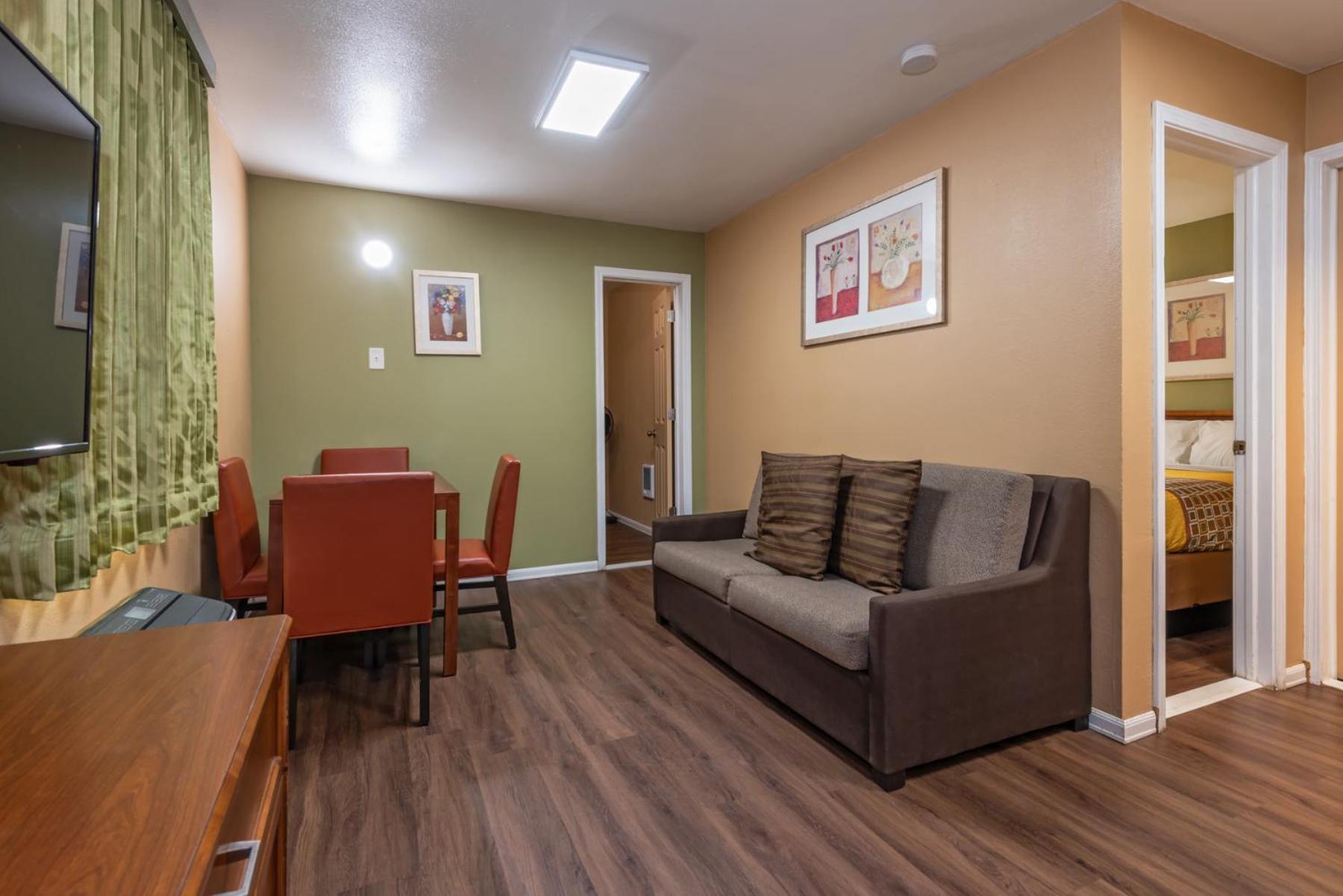 Two-Bedroom Apartment photo 1