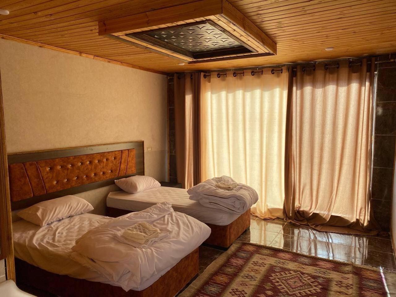 Triple Room with Mountain View