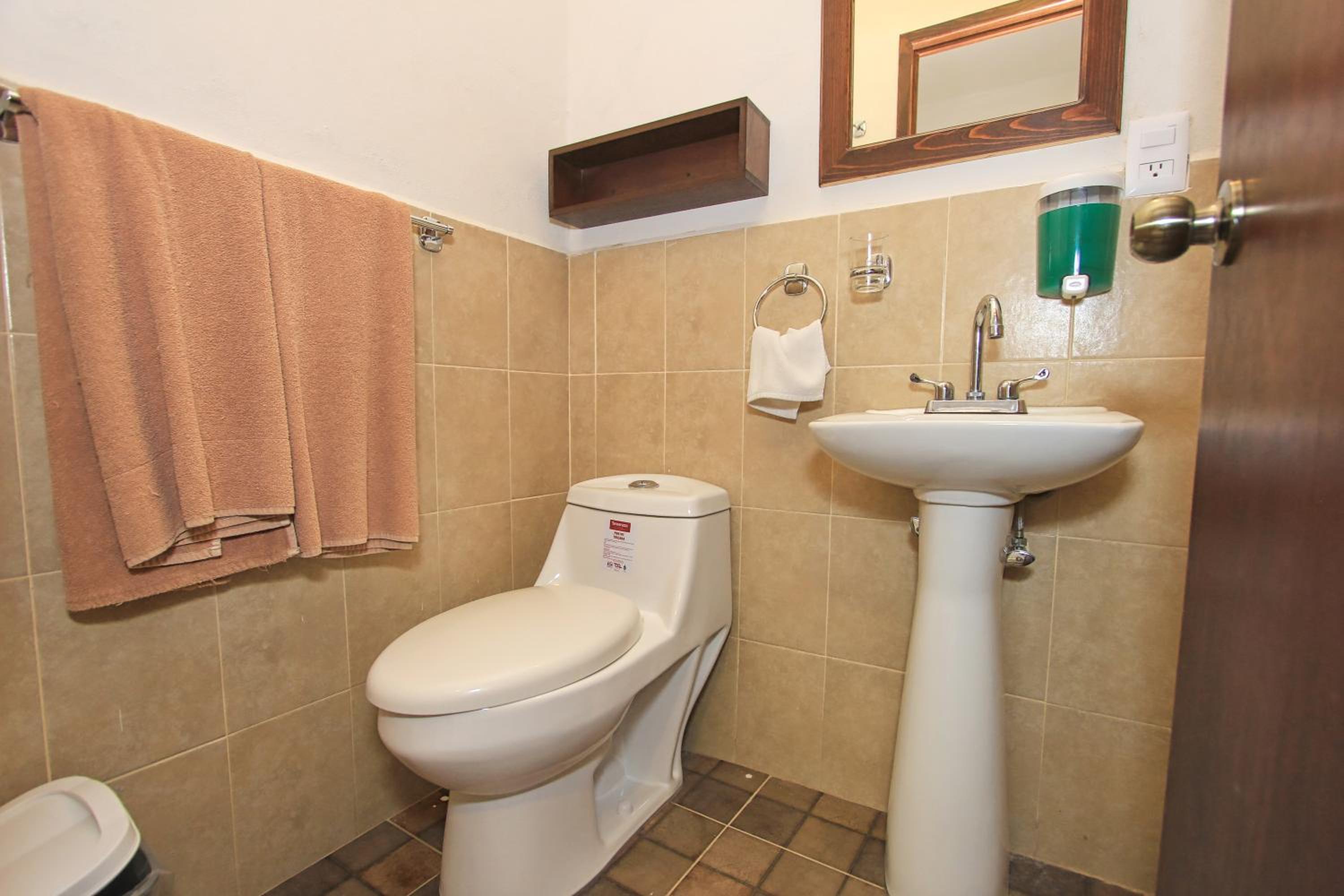Double Room - Photo 3