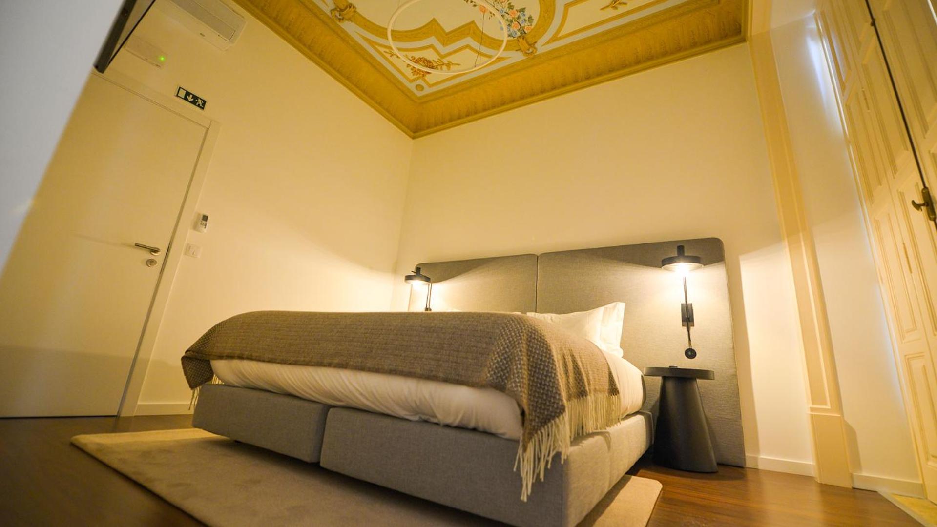 Deluxe Room - Photo 3