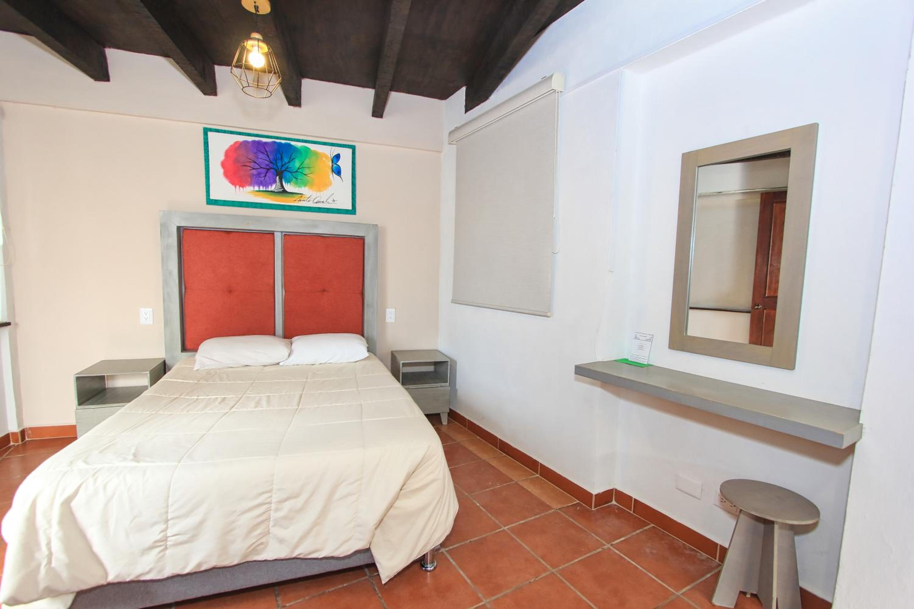 Double Room - Photo 14