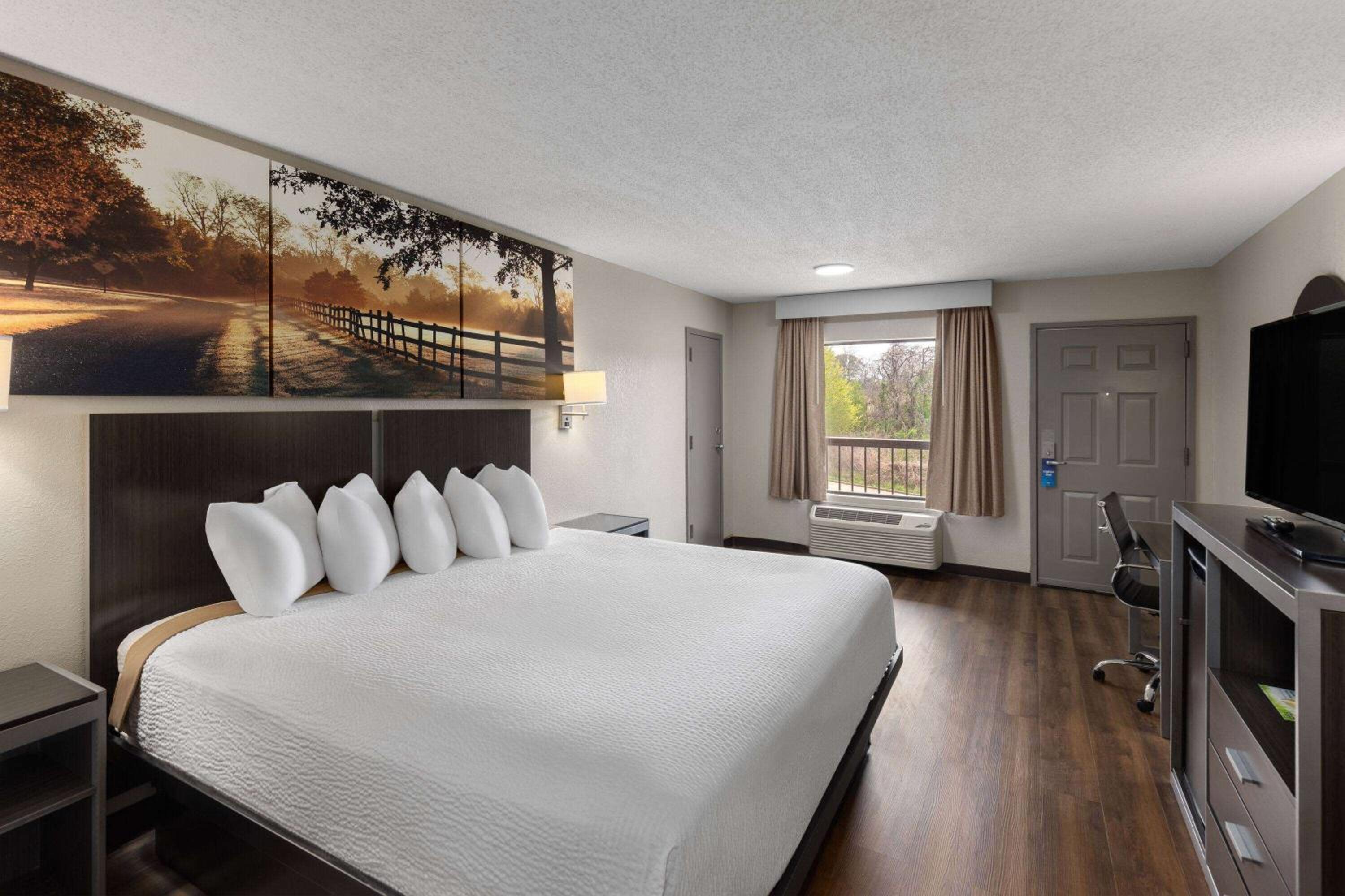 King Room - Non-Smoking