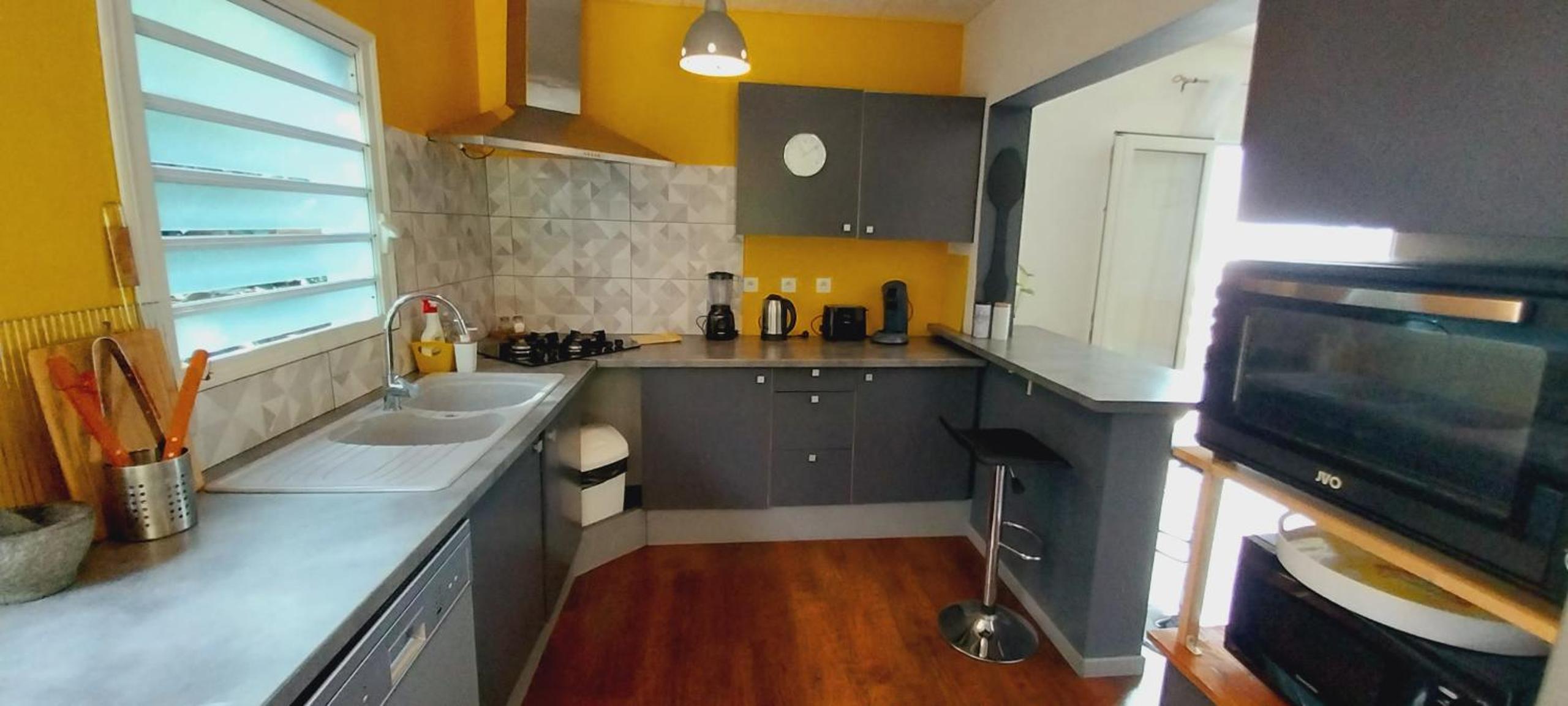 Villa photo 3
