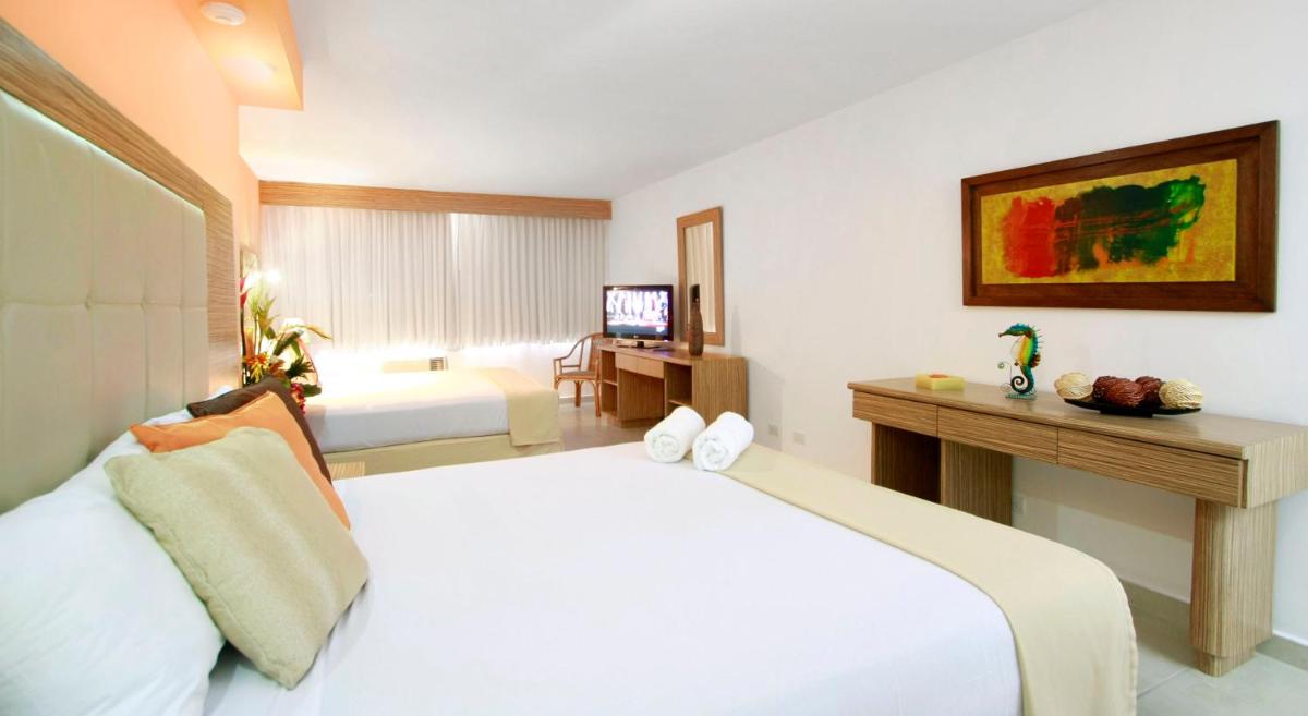 Double Room with Sea View photo 1