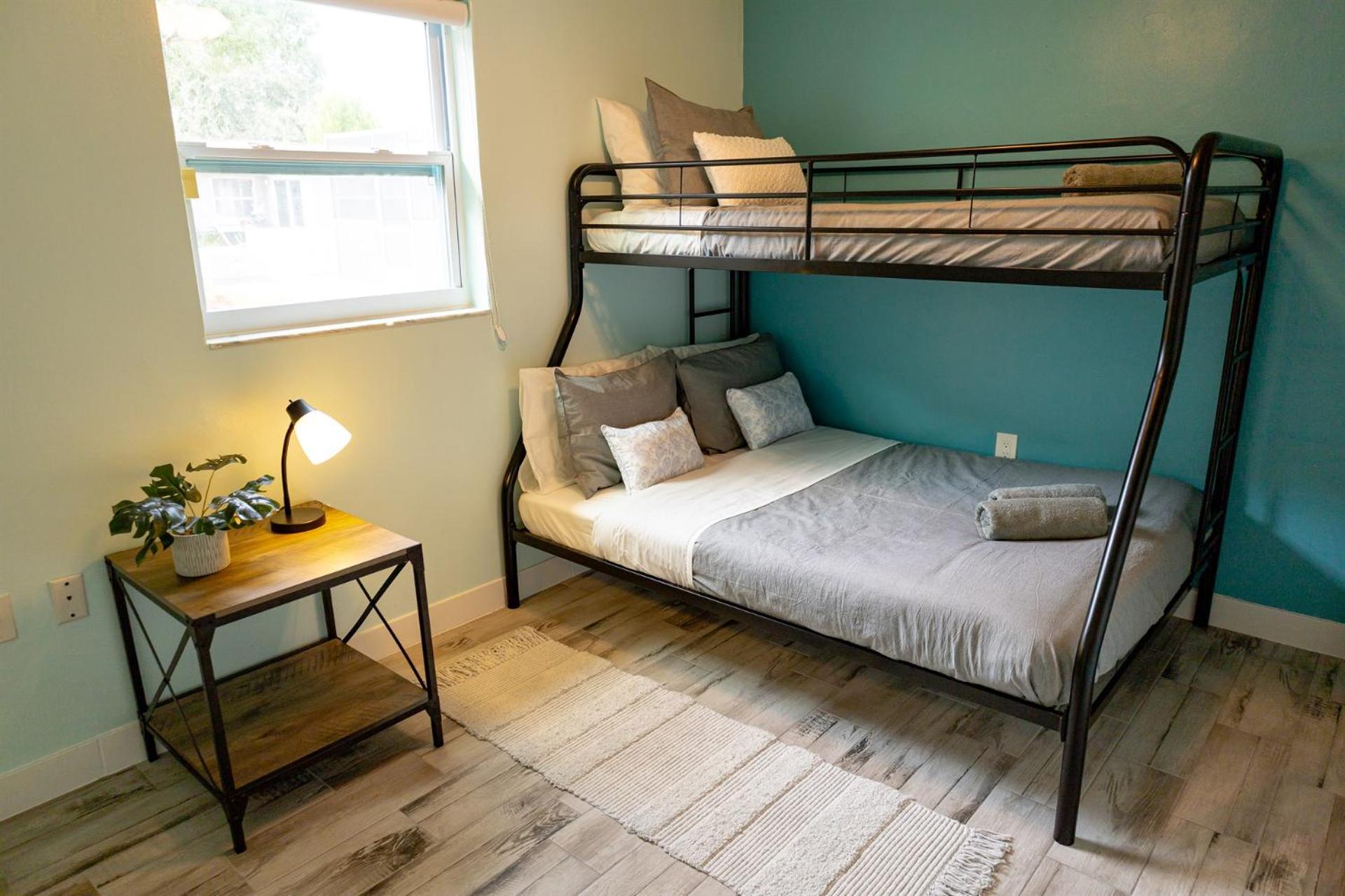 Three-Bedroom House photo 1