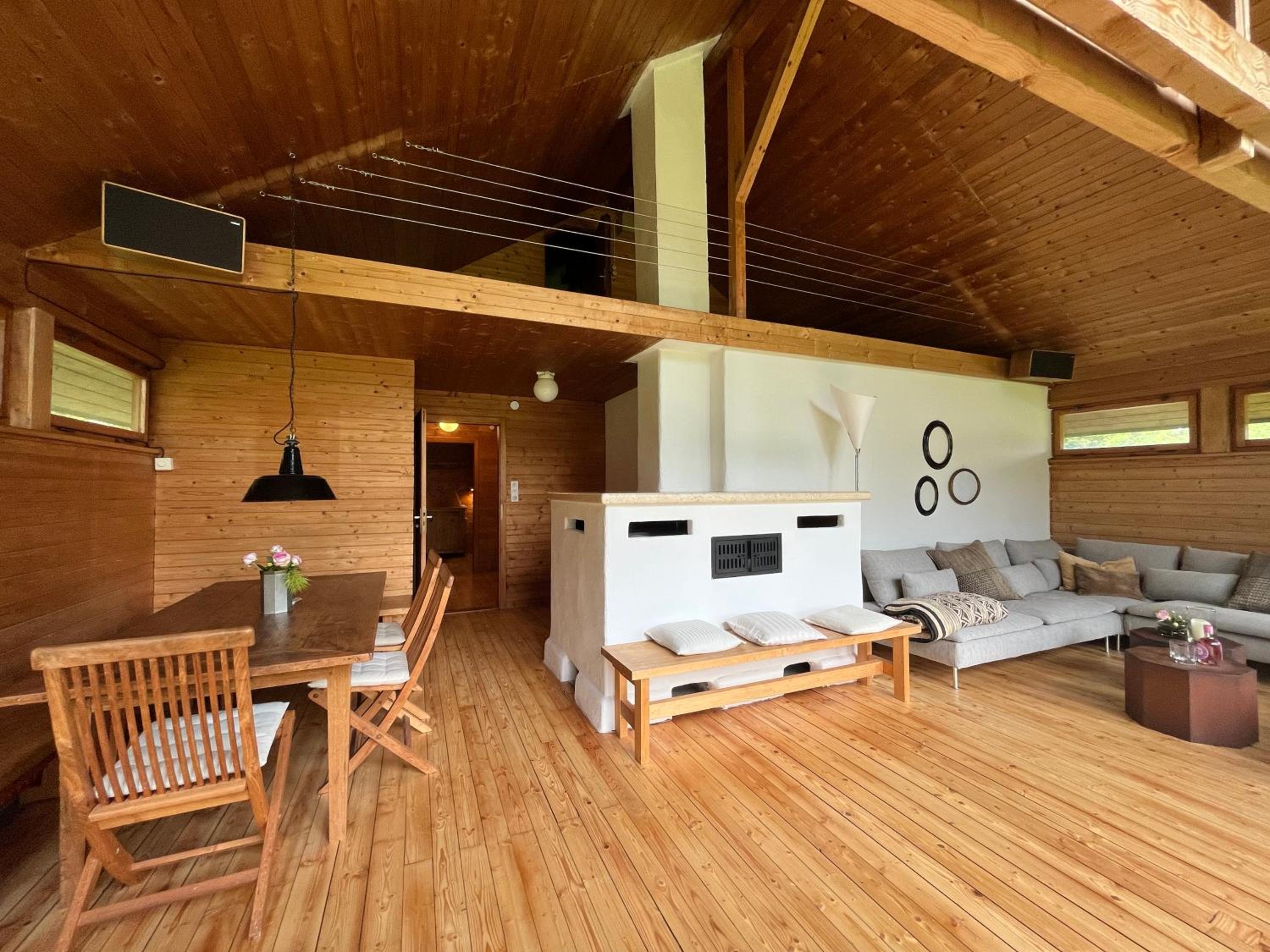 Three-Bedroom House photo 2