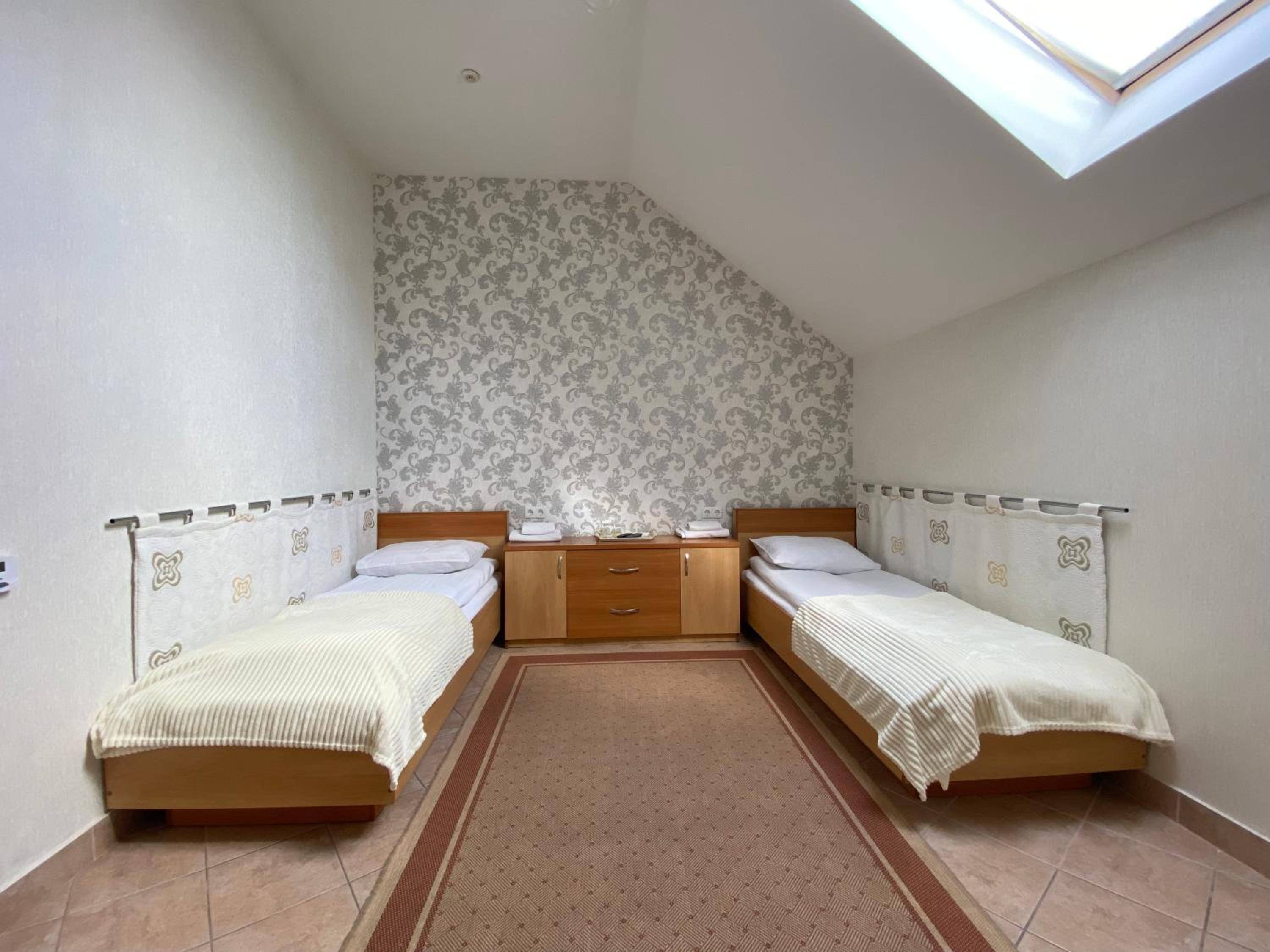 Budget Double Room photo 1