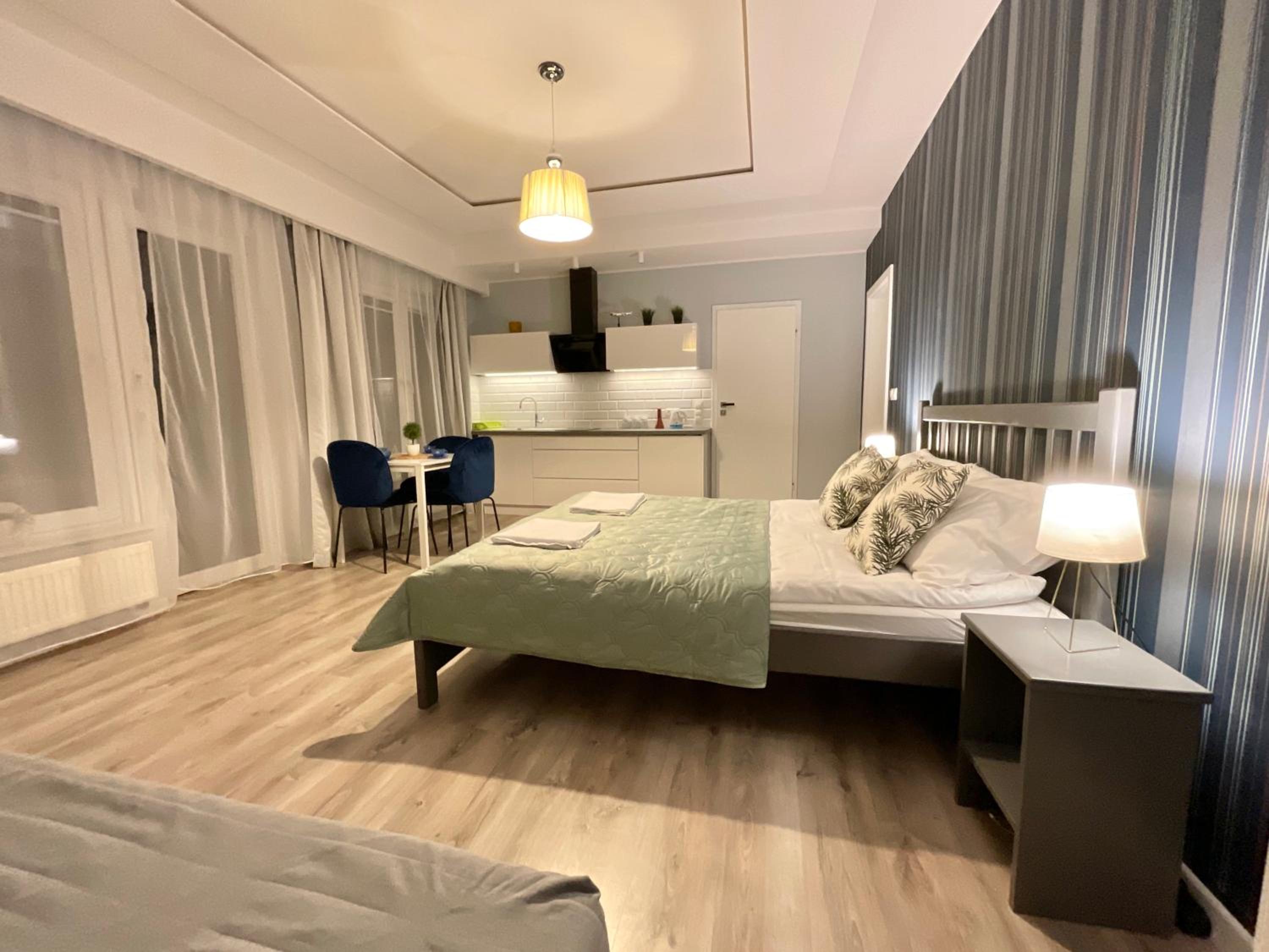 Deluxe Quadruple Room with Kitchenette photo 3