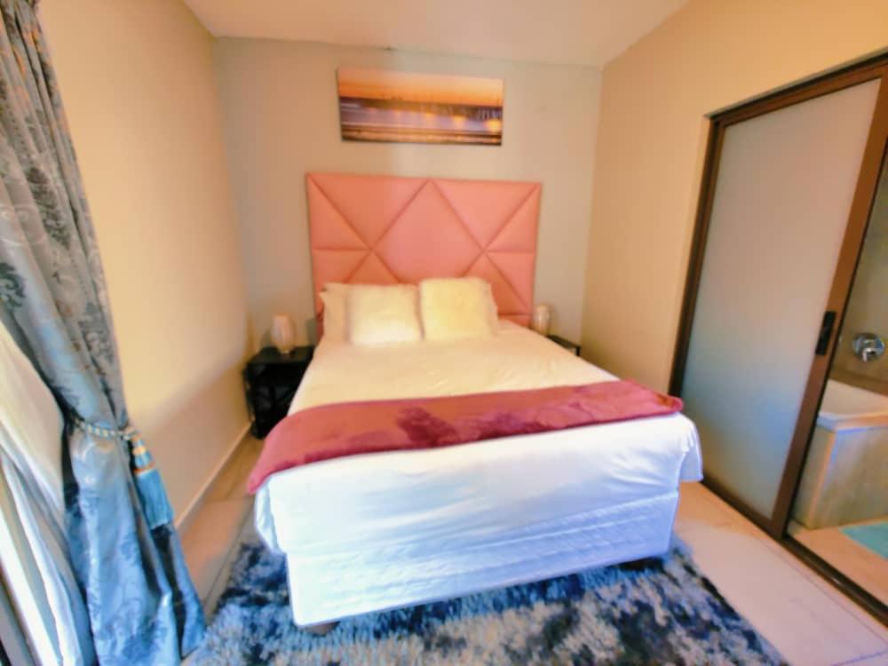 Deluxe Double Room with Bath
