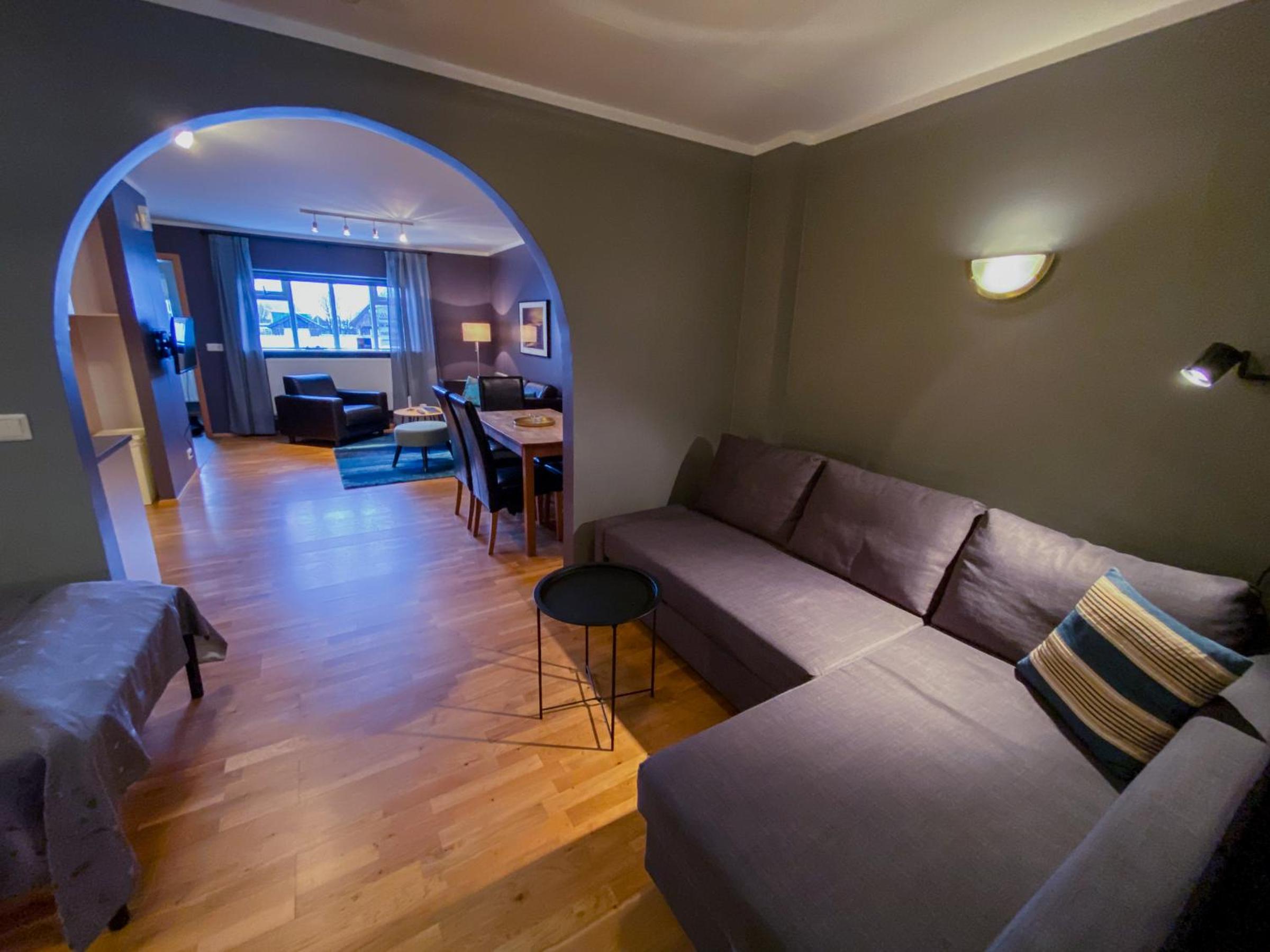 One-Bedroom Apartment photo 1
