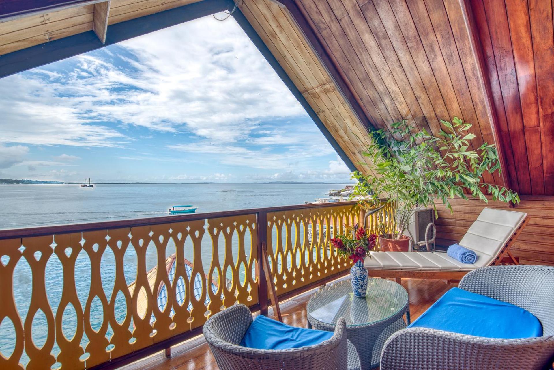 Luxury Ocean View Family Suite photo 3