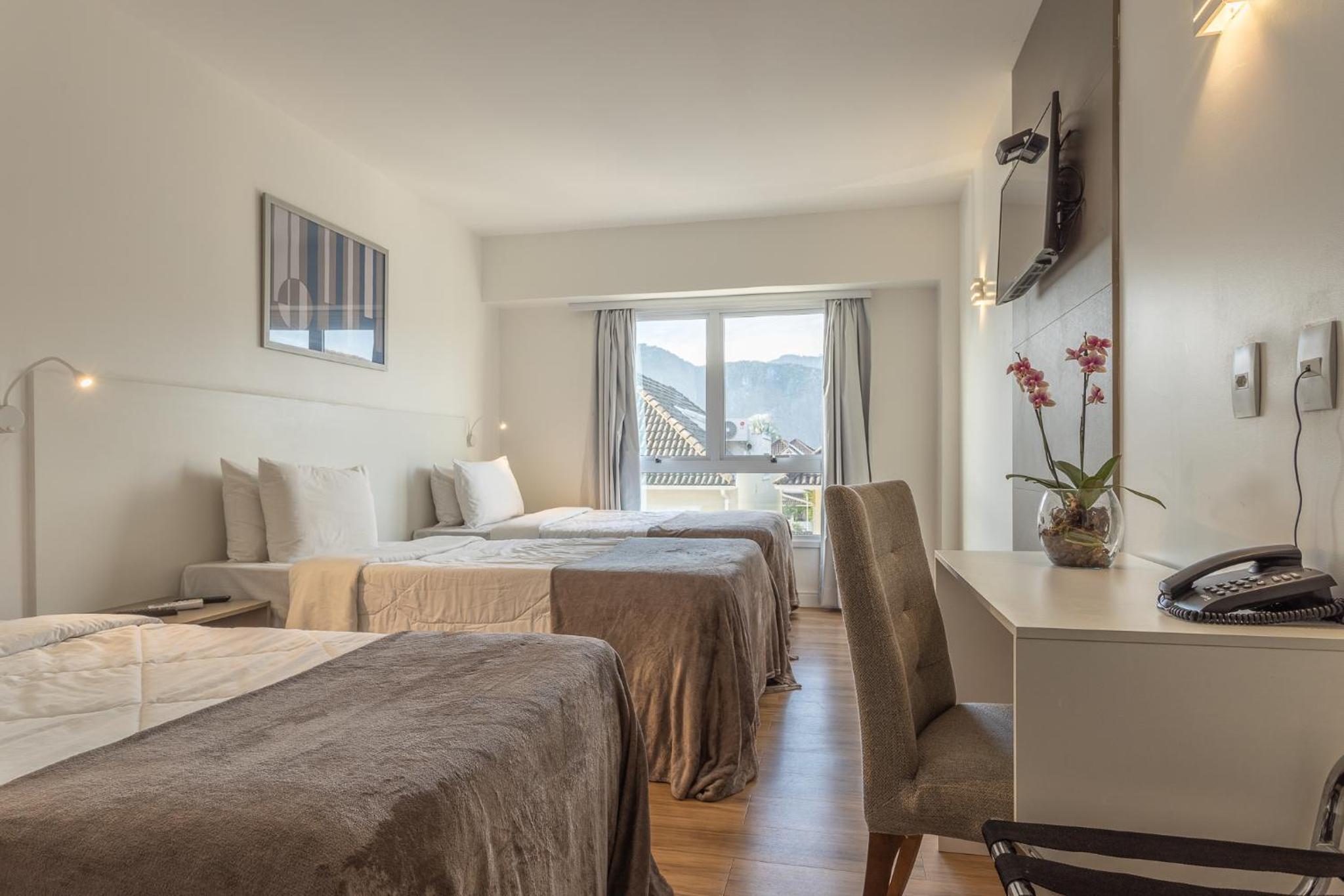 Standard Triple Room - Photo 1