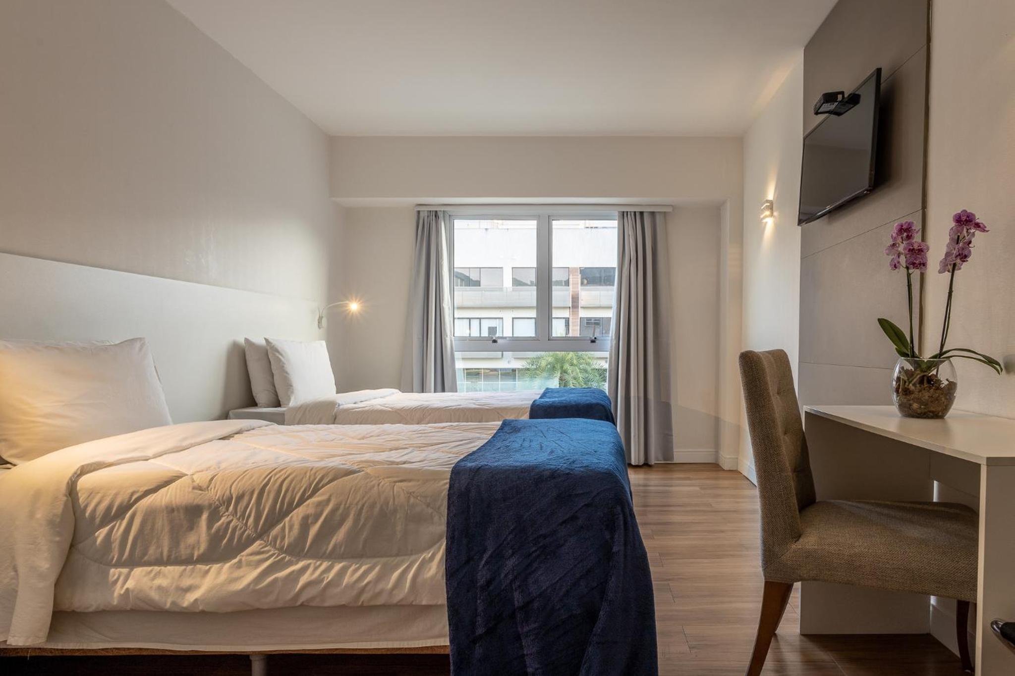 Standard Twin Room - Photo 5