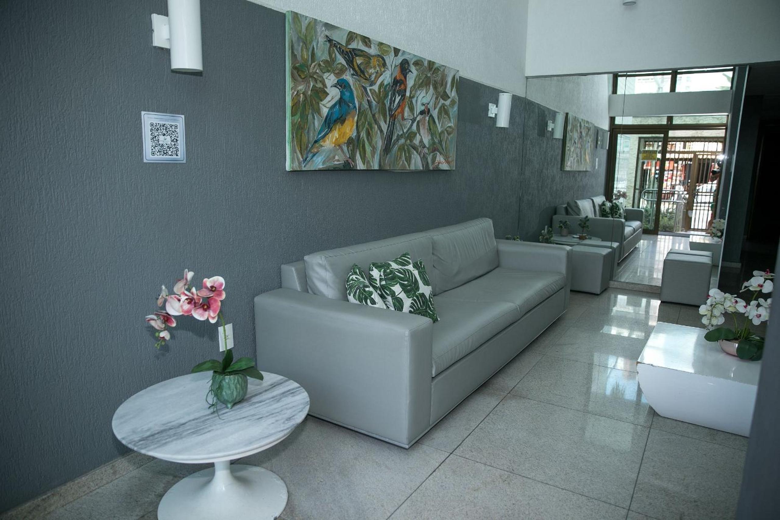 Studio Apartment photo 1