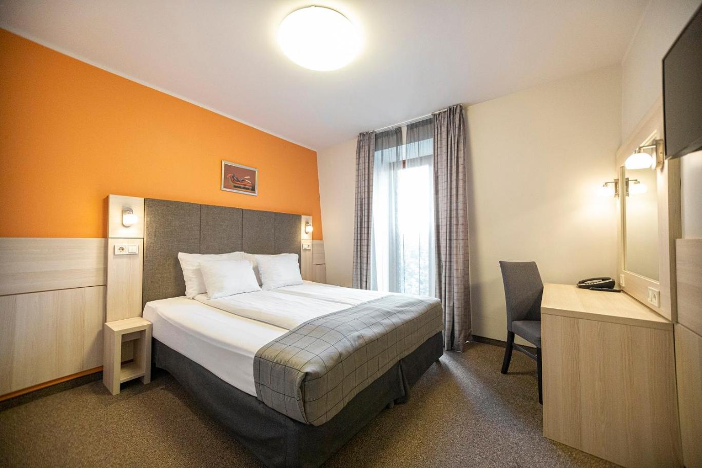 Standard Double or Twin Room with Daily Spa Access photo 1