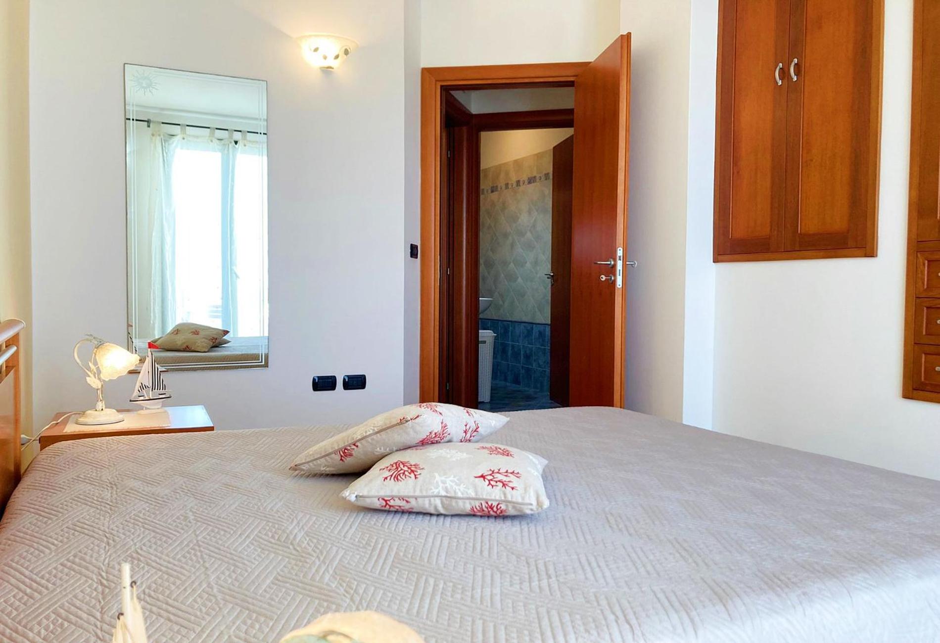 Three-Bedroom House photo 3