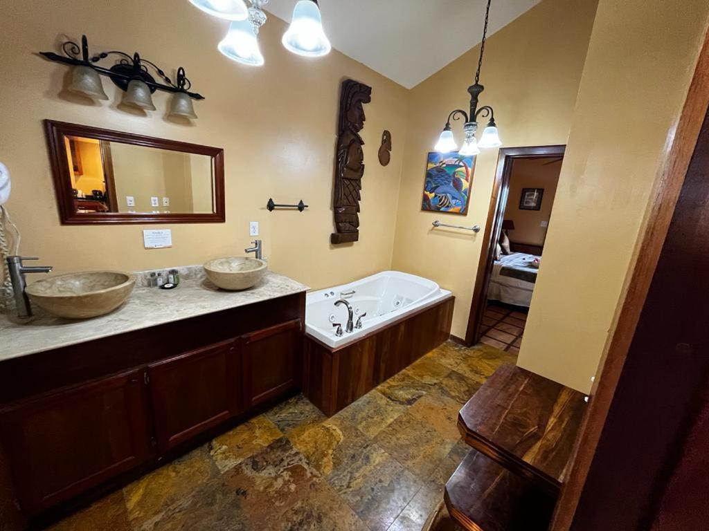 Executive Suite photo 2