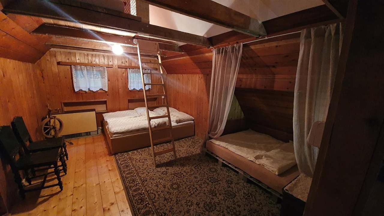 Three-Bedroom House photo 1