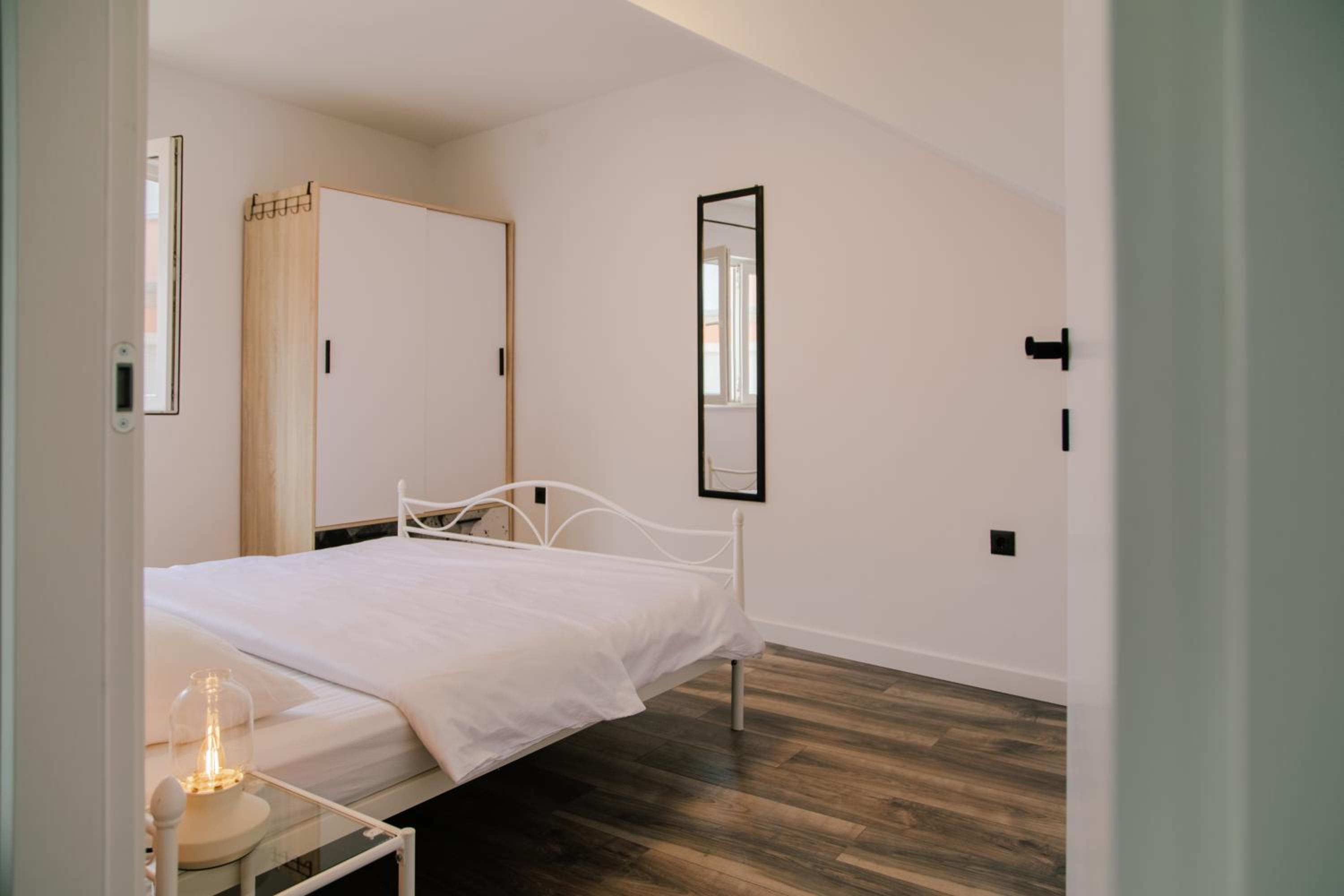 Apartment - Split Level