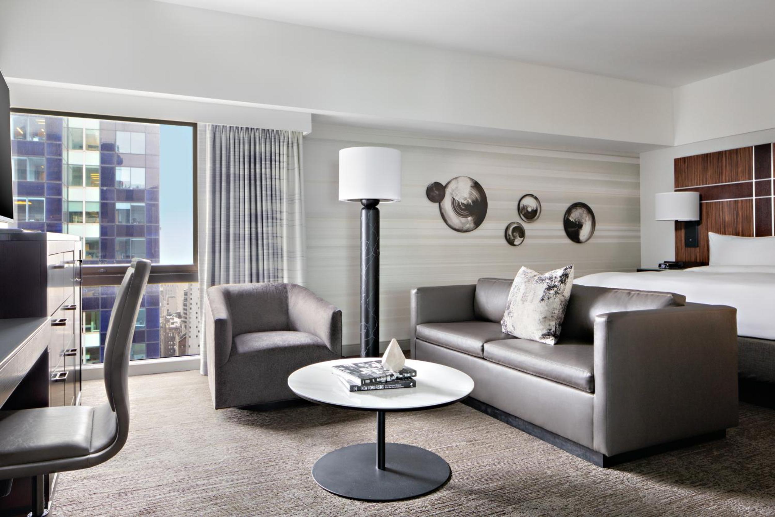 Premier Corner King Room with Sofa Bed