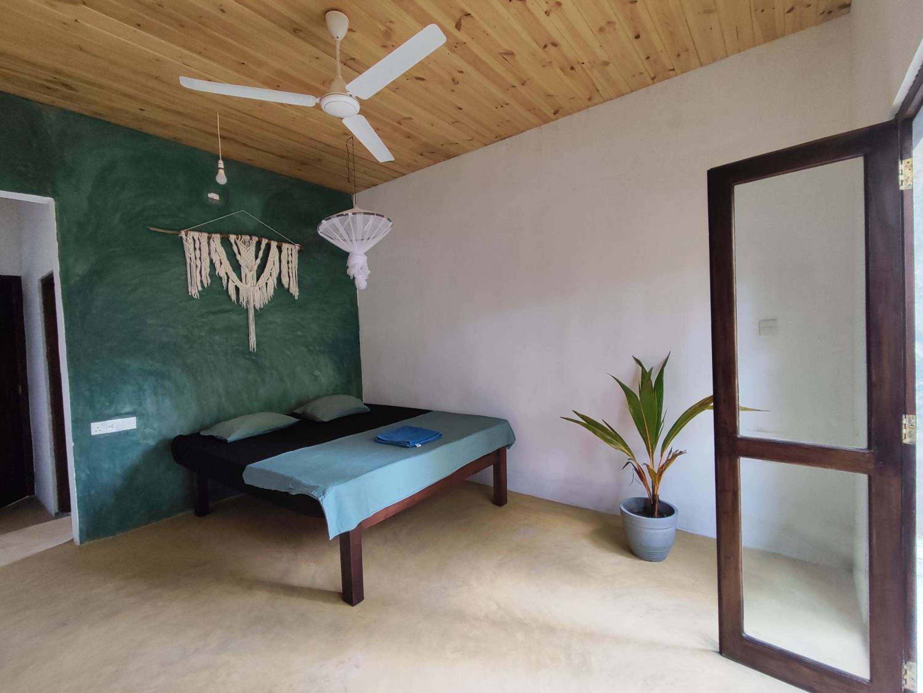 Standard Double Room with Fan photo 1
