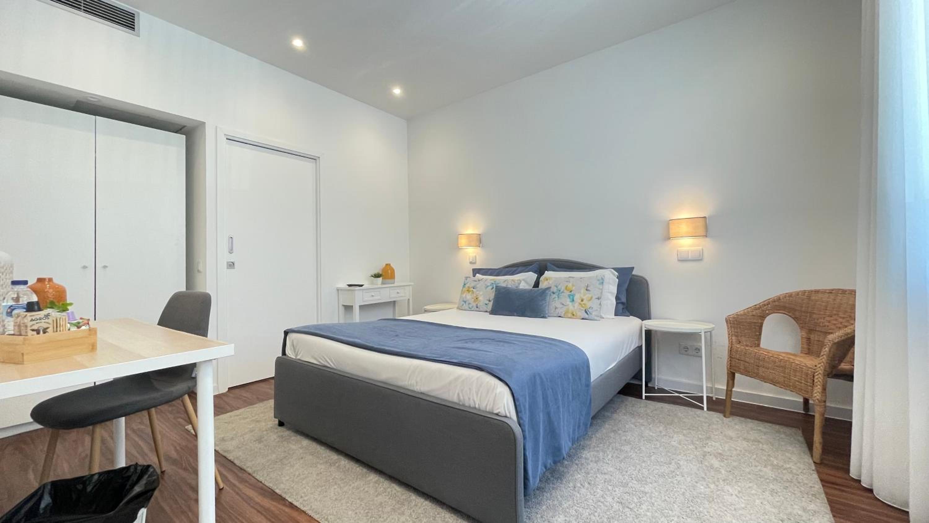 Double Room - Photo 32