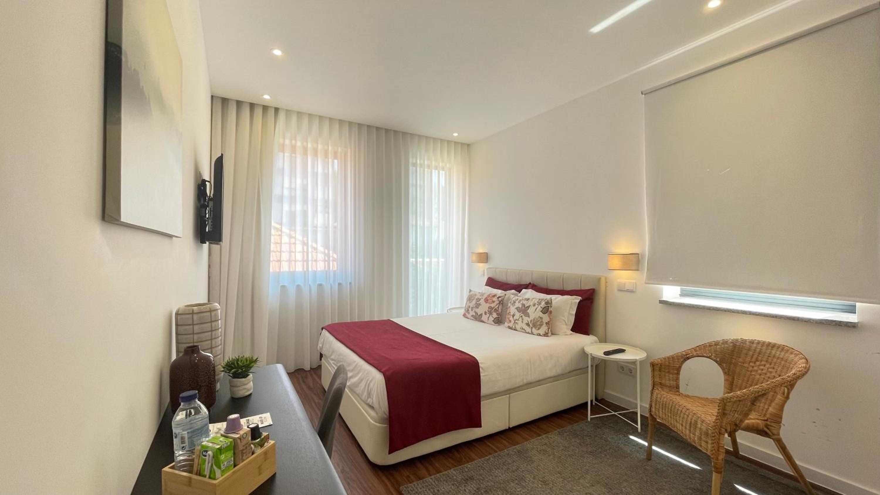 Double Room - Photo 7