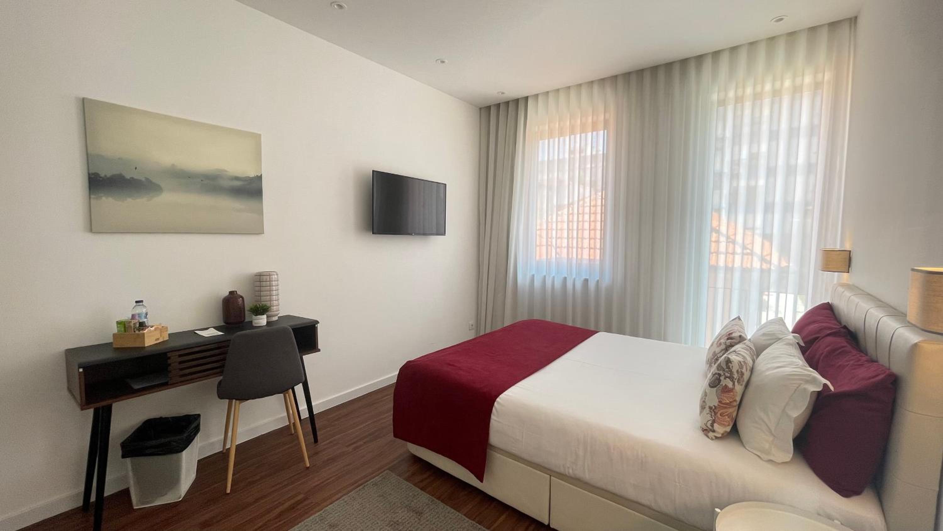 Double Room - Photo 5
