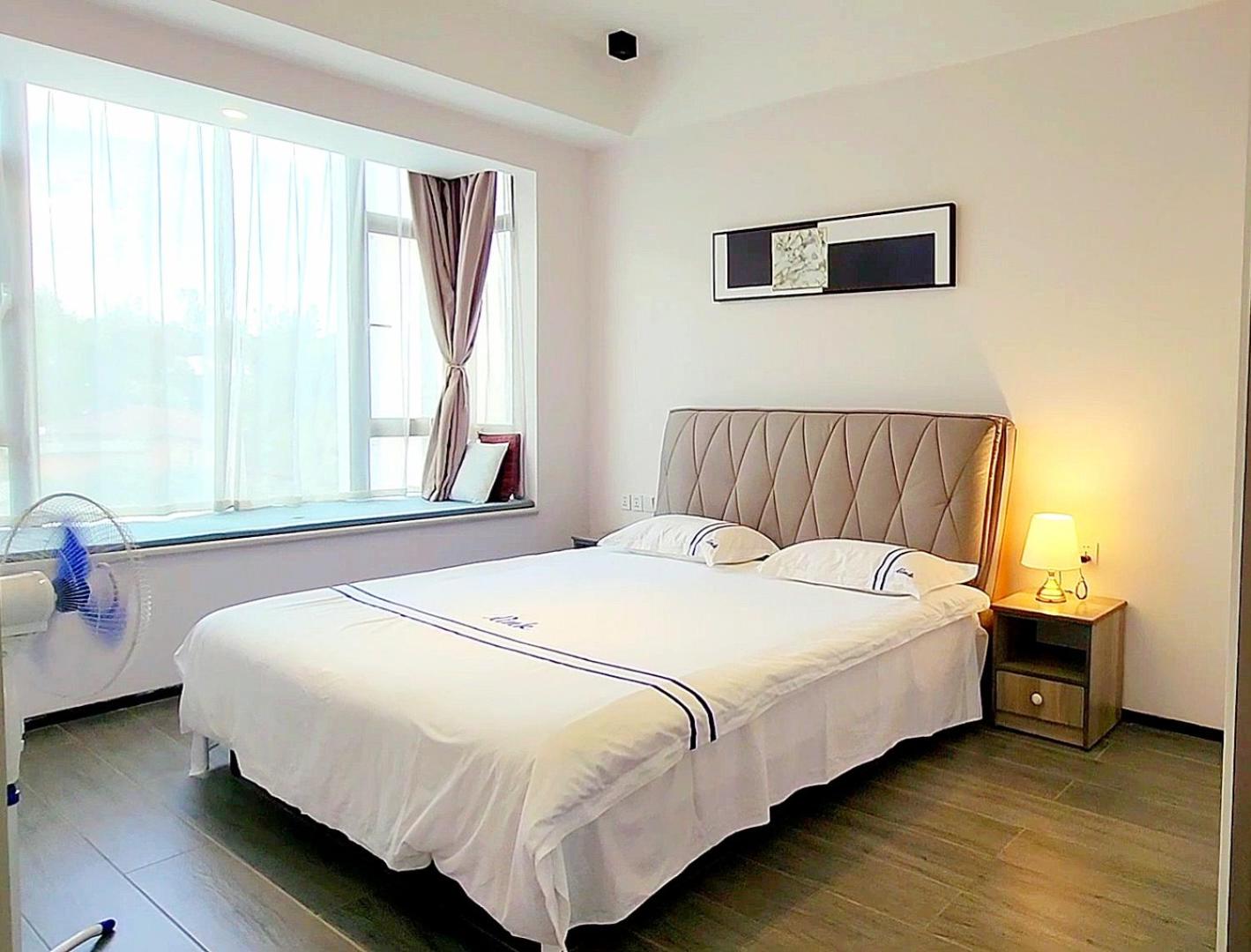 Two-Bedroom Apartment - Photo 21