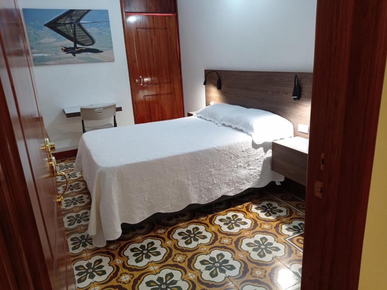 Double Room with Balcony photo 3