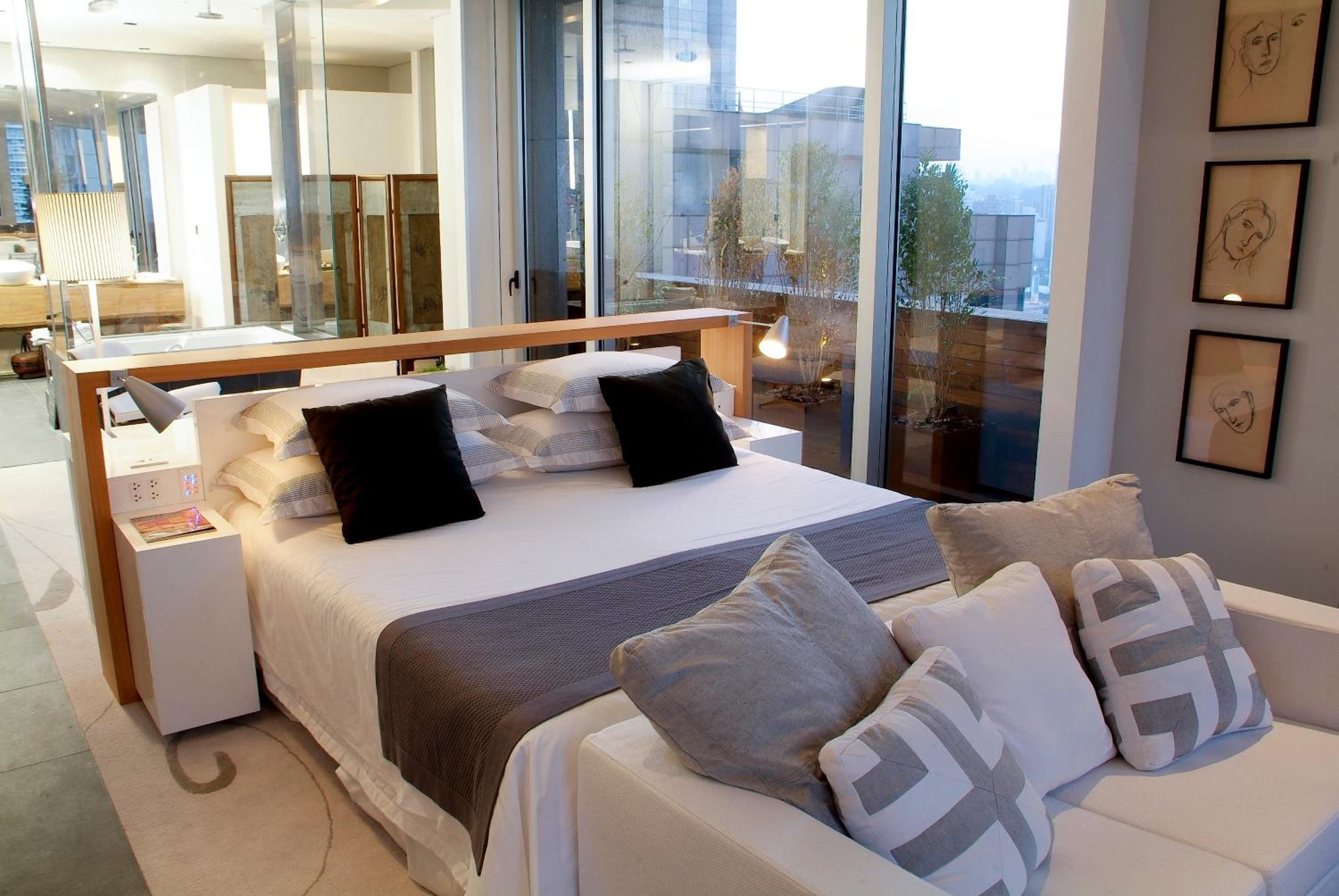 Master King Suite