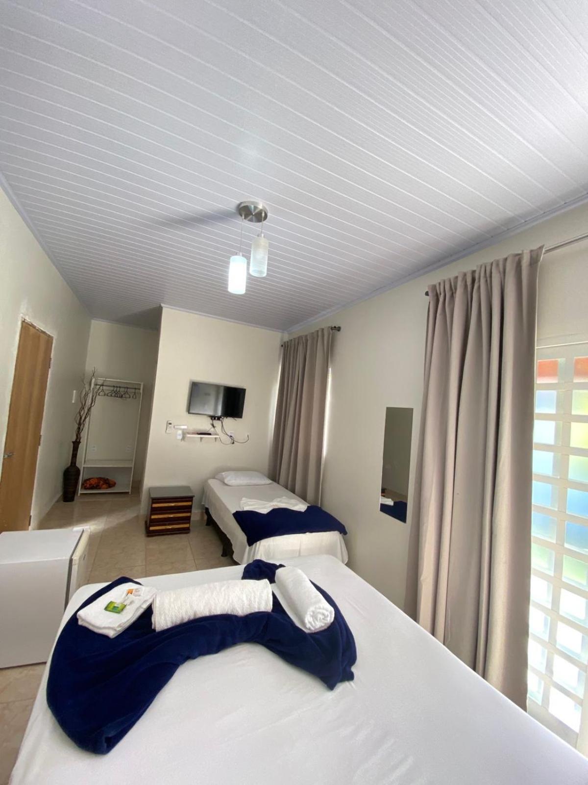Family Suite with Balcony - Photo 4