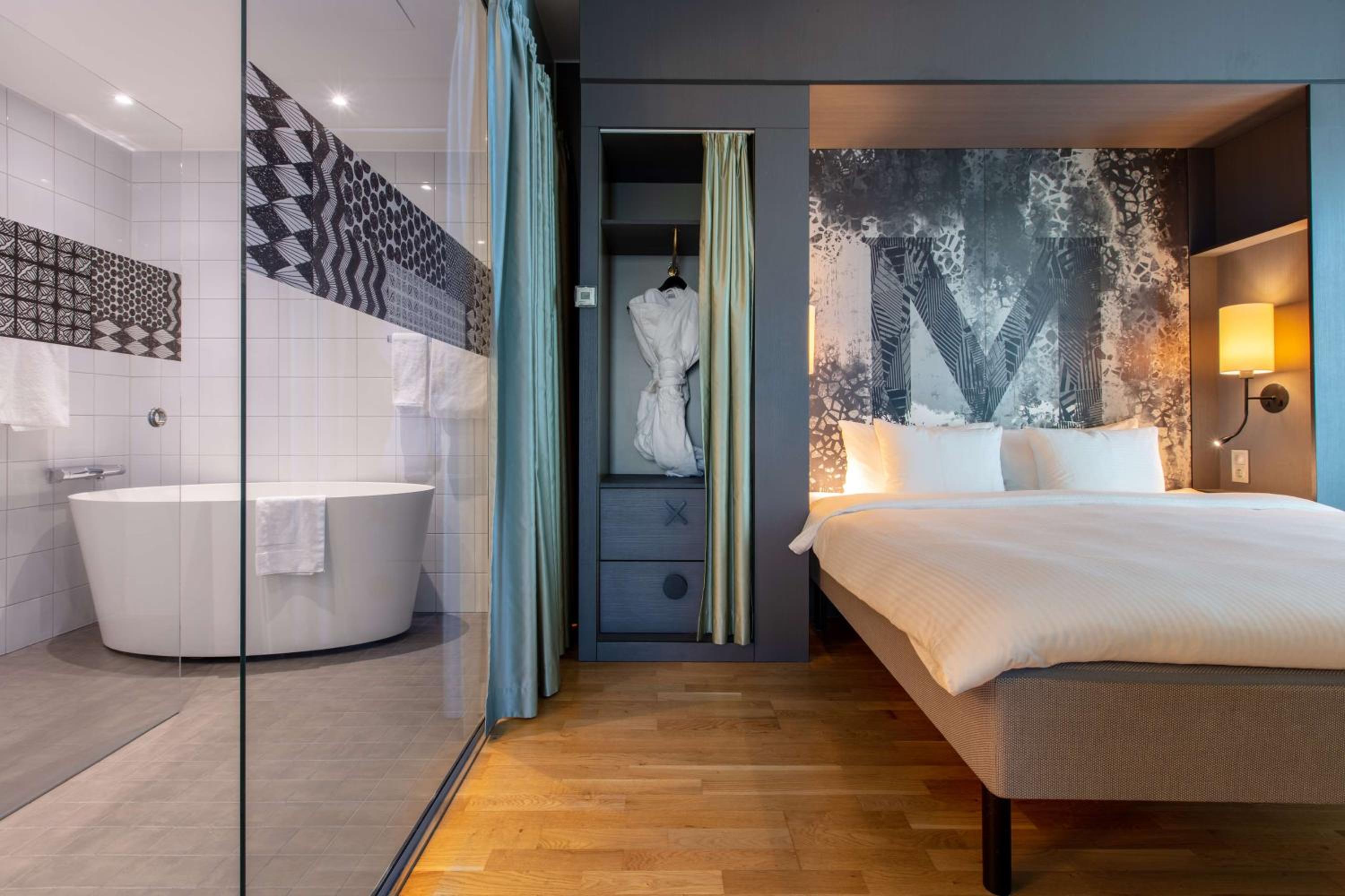 Suite photo 2