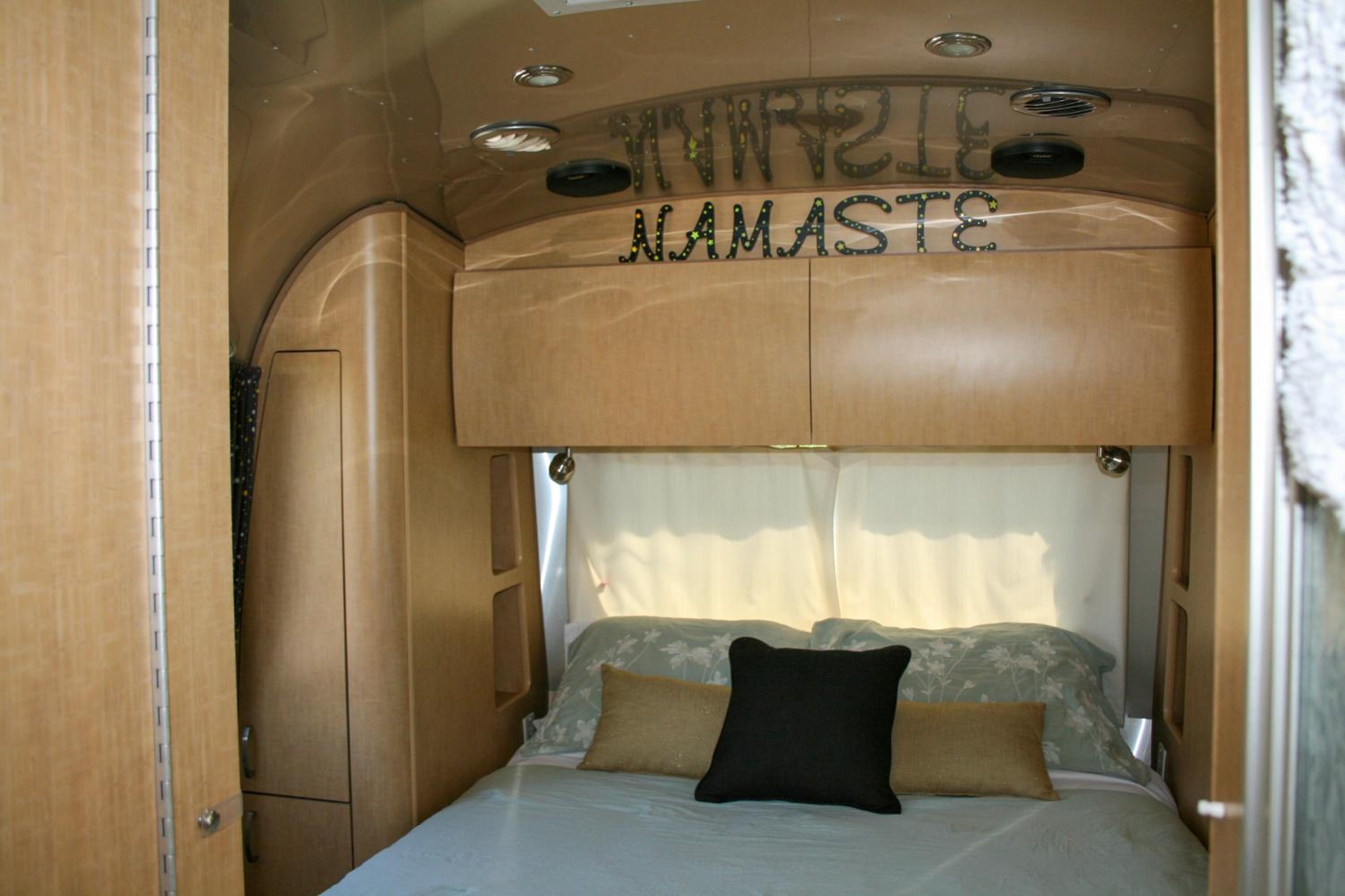 Mobile Home photo 1
