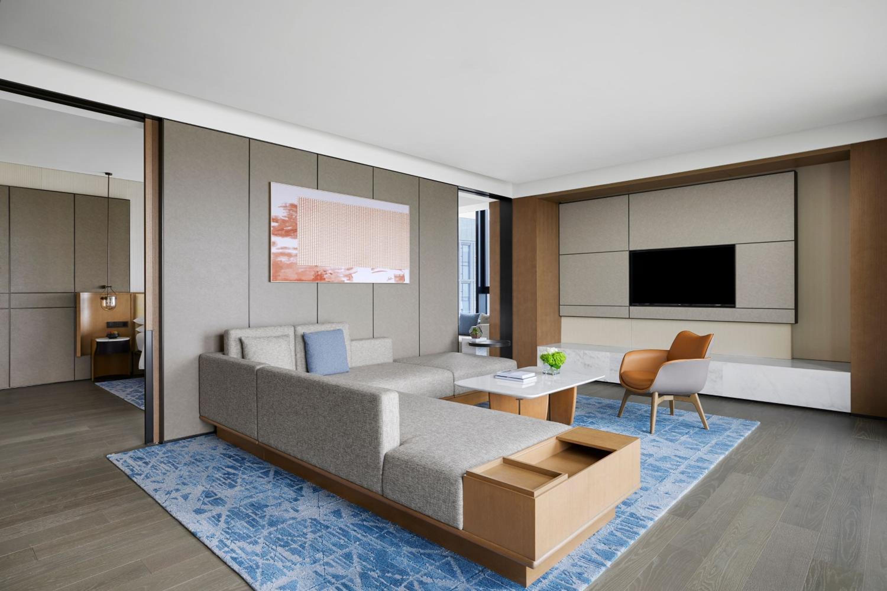 Executive Suite - Club Lounge Access - Photo 3