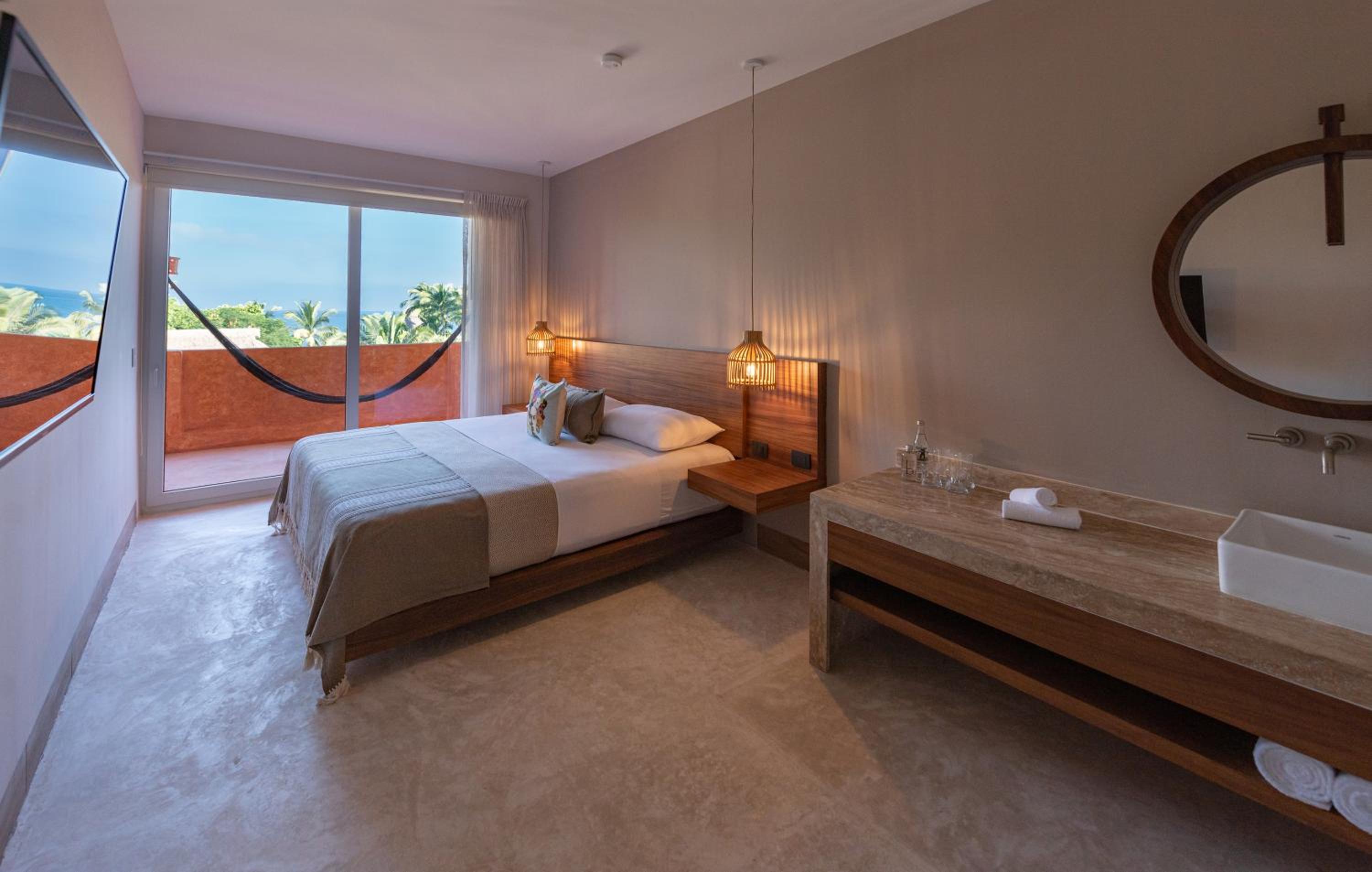 Double Room with Balcony and Sea View photo 3