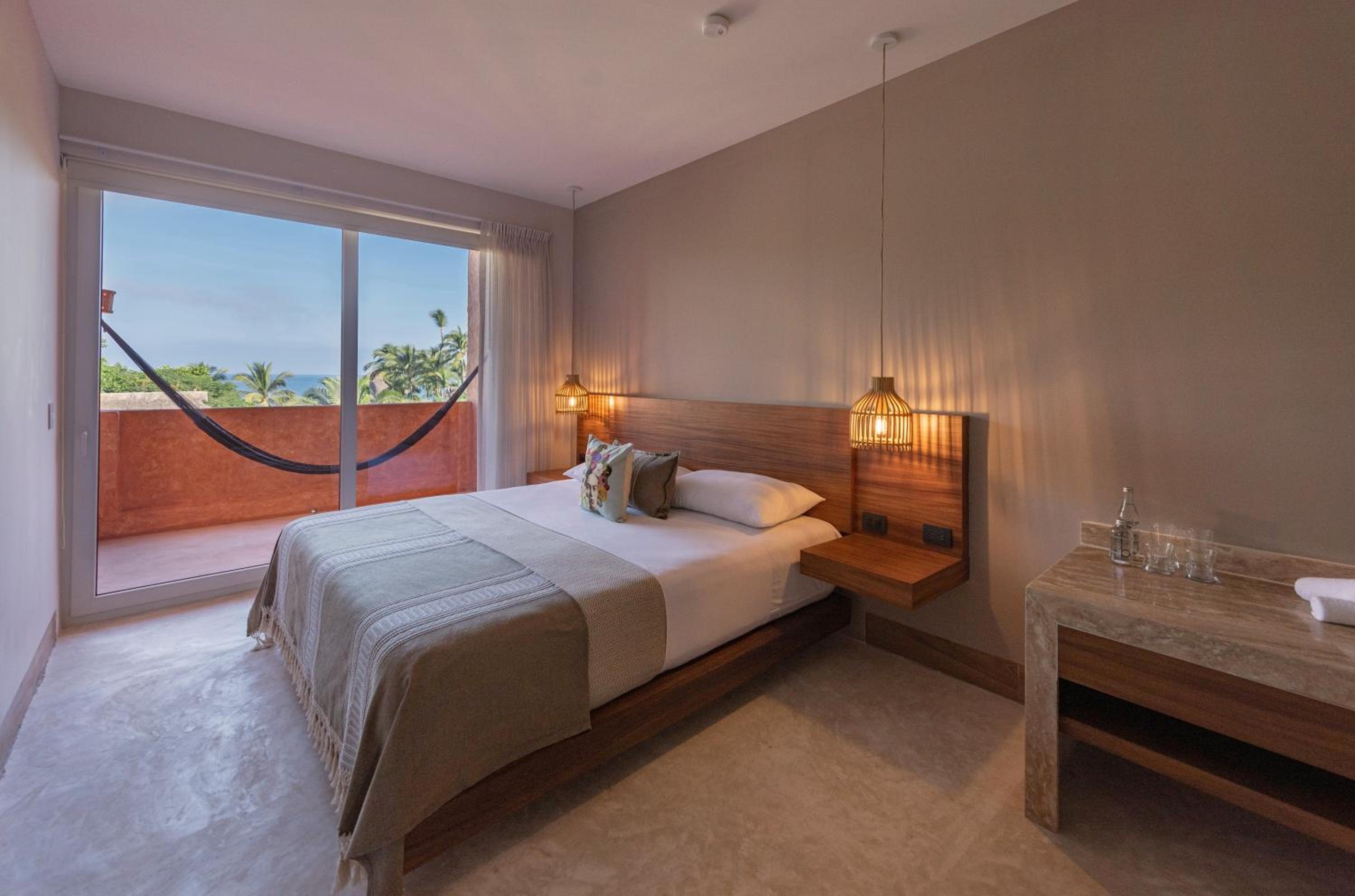 Habitación Doble con Balcón y Vista al Mar