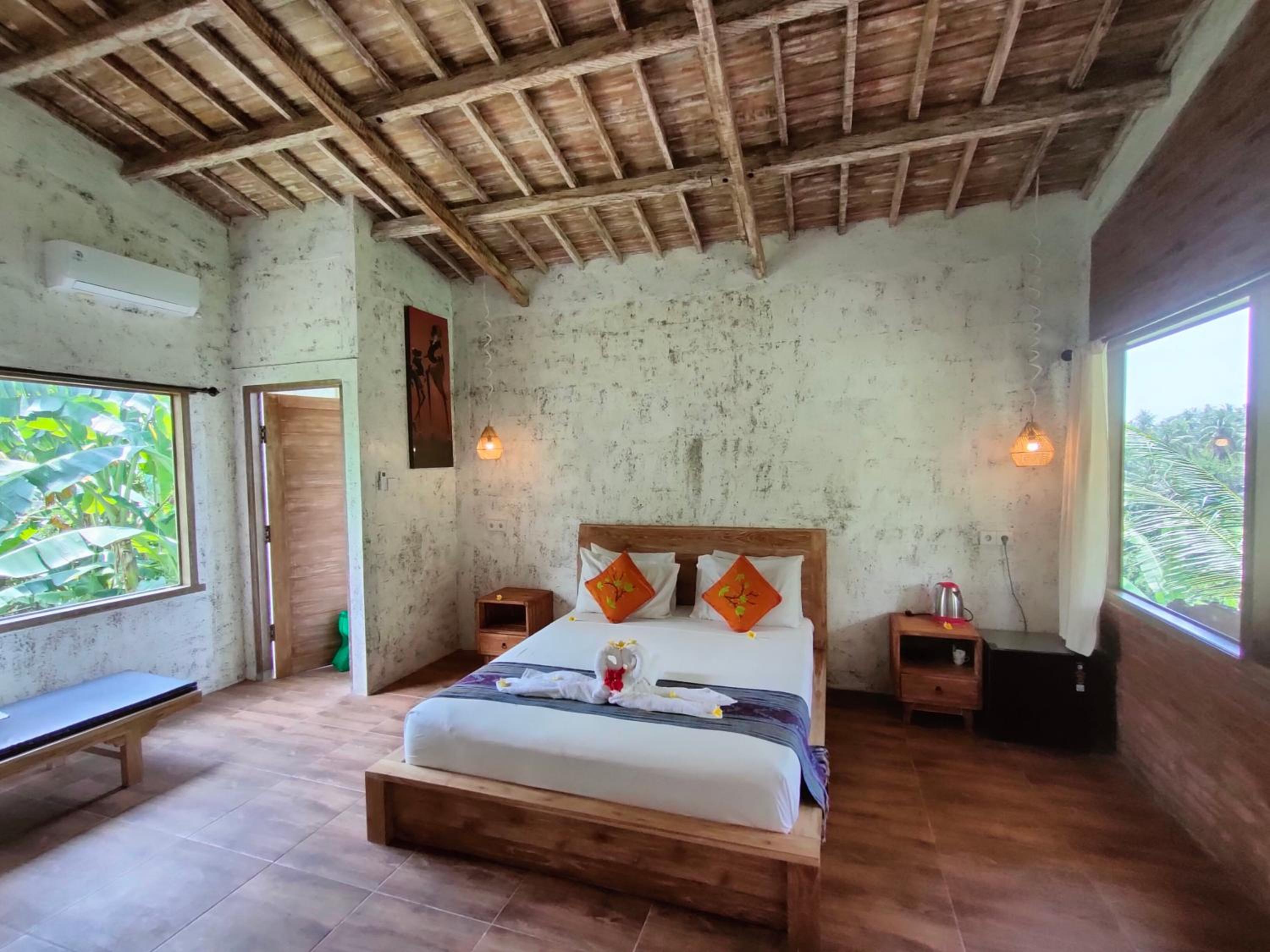 Double Room with Pool View