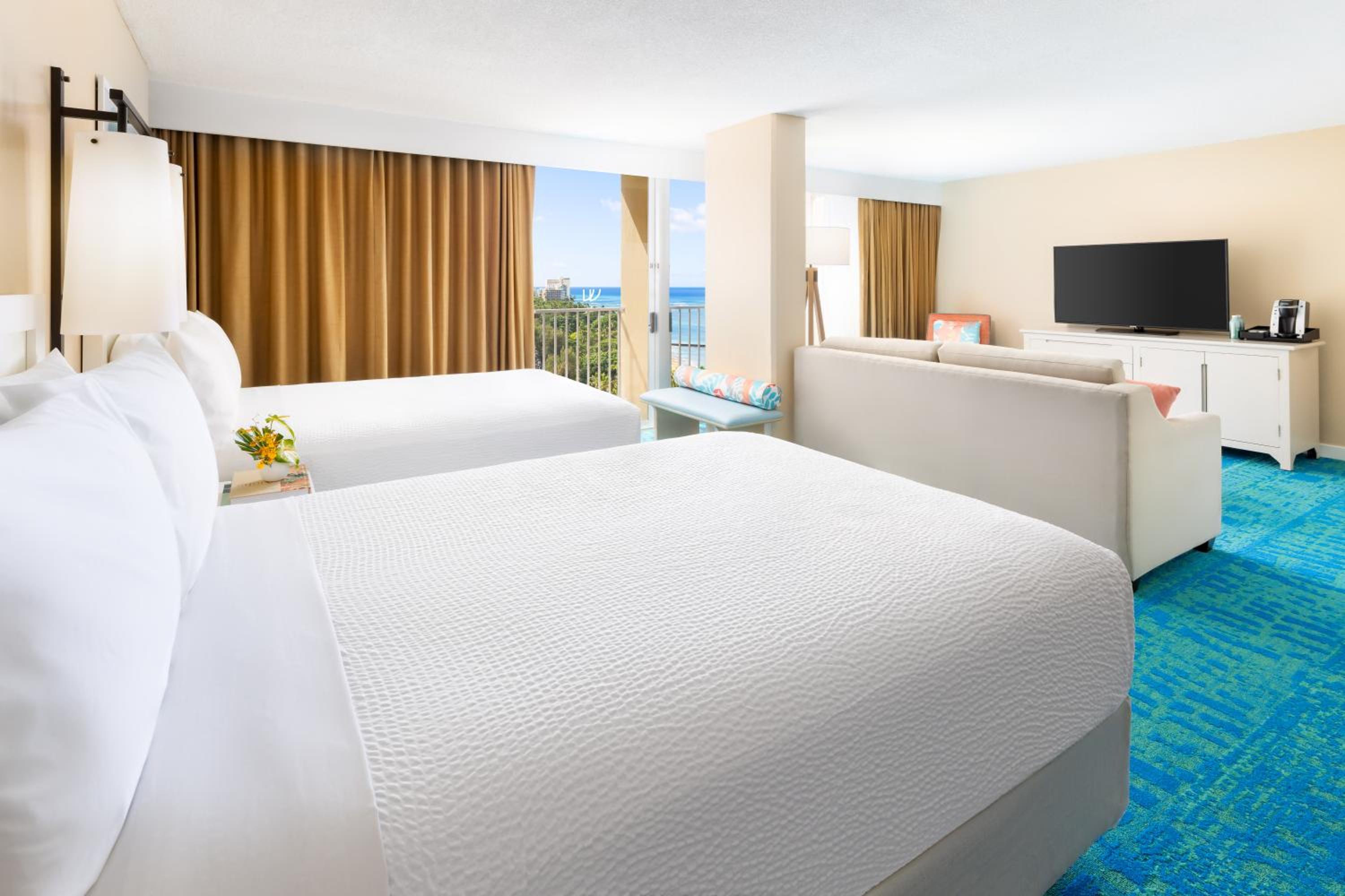 Junior Suite with Two Double Beds - Photo 6