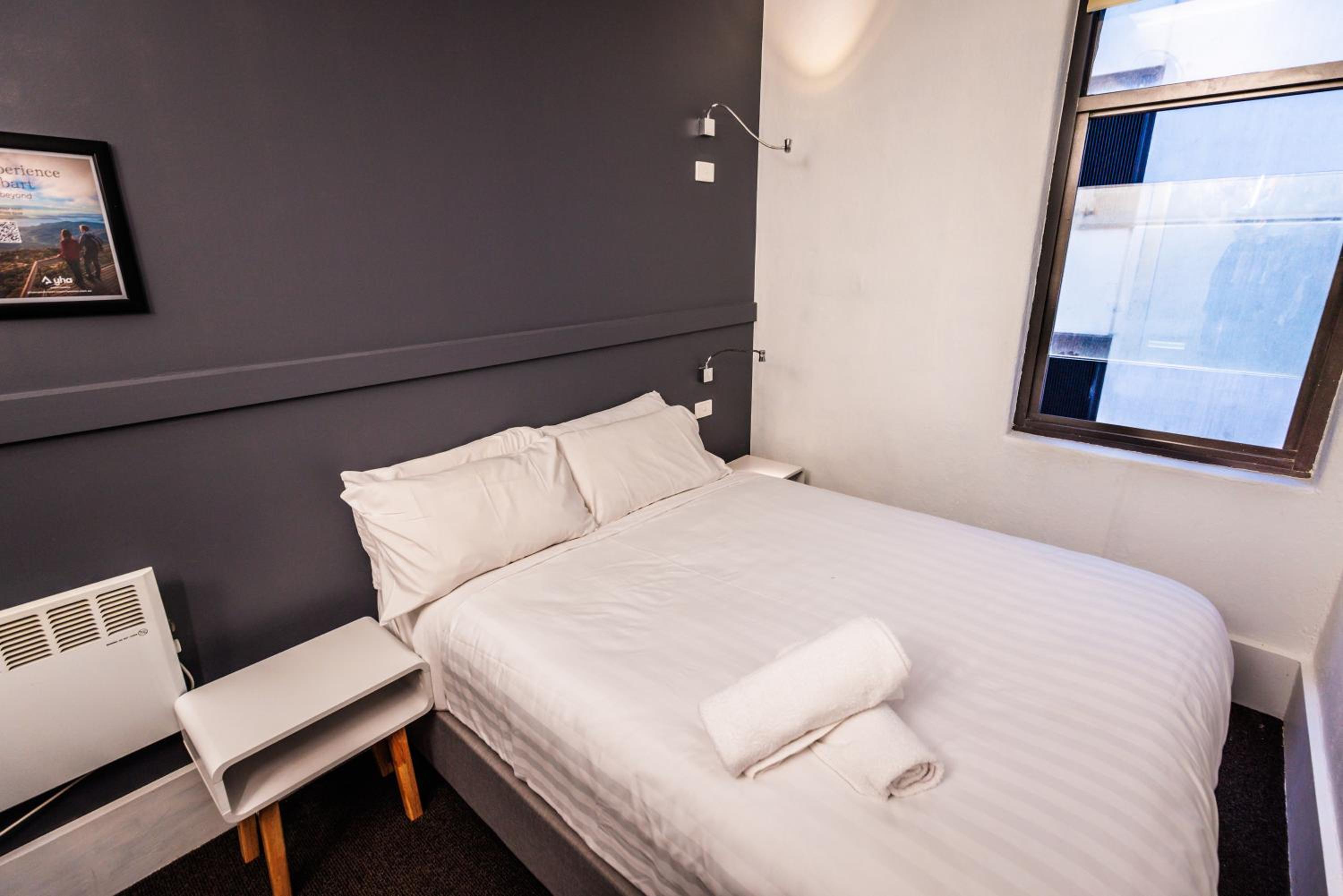 Double Room with Shared Bathroom photo 1